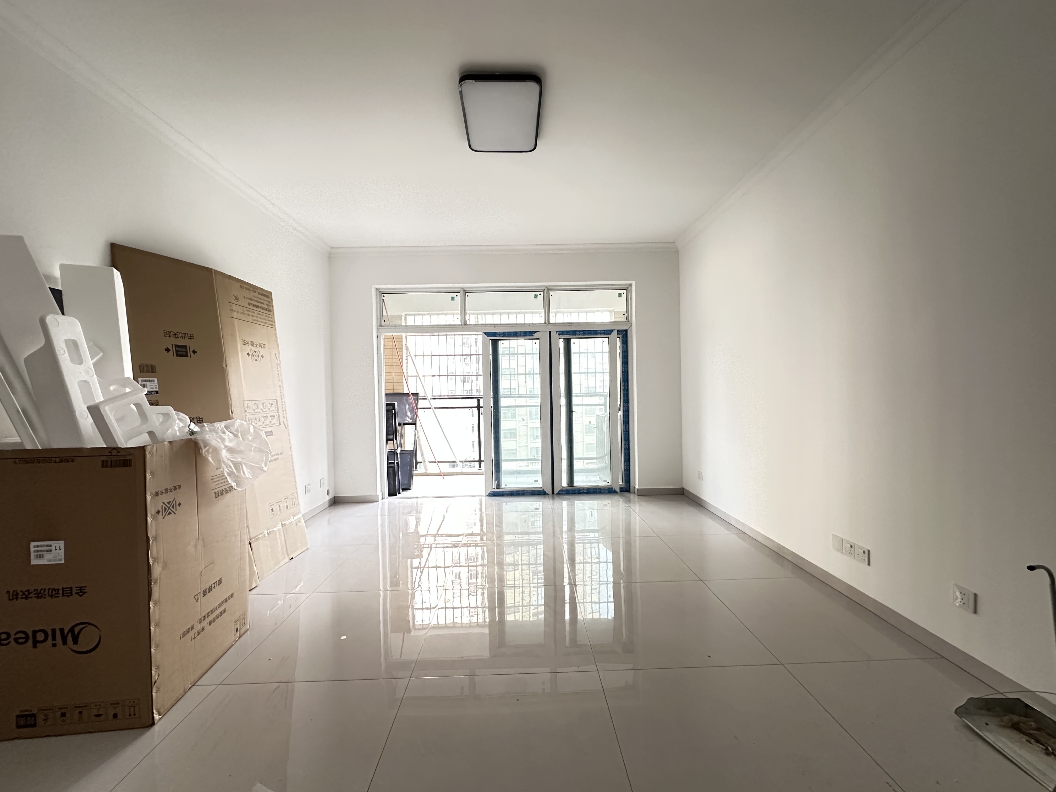 辉煌国际城二期 4室2厅2卫 2800.0元/月 辉煌国际城二期 4室2厅2卫 2800.0元/月户型图