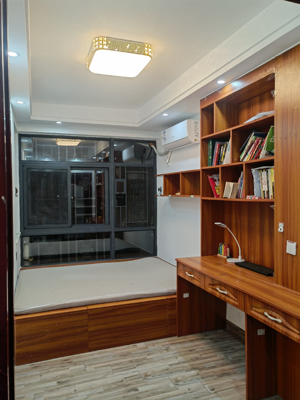 农信大院(响水湾度假公寓) 4室2厅2卫 3000.0元/月 农信大院(响水湾度假公寓) 4室2厅2卫 3000.0元/月室内图