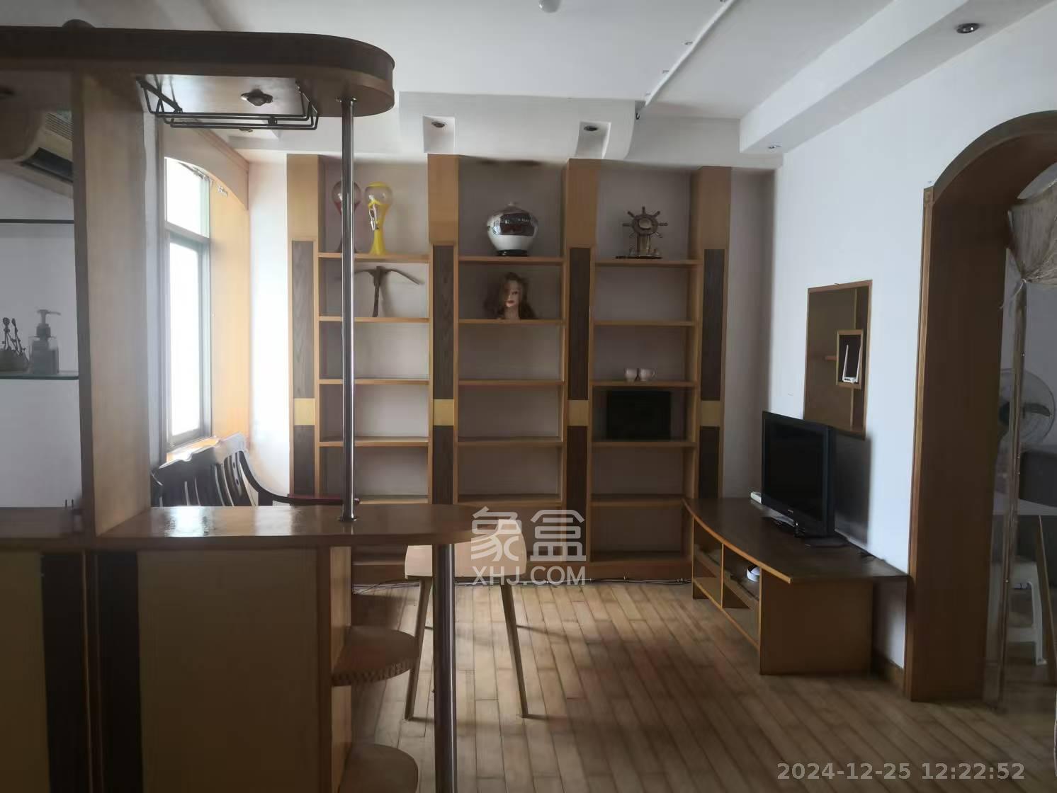 白沙啤酒公寓  1室0厅0卫    1280.0元/月 白沙啤酒公寓  1室0厅0卫    1280.0元/月