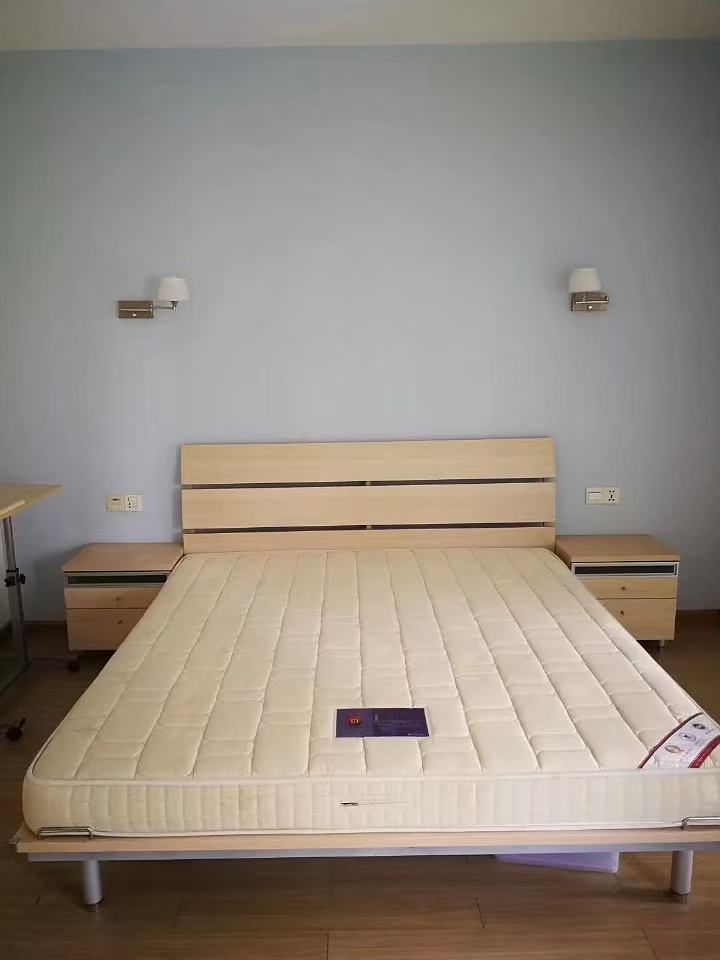 都市村庄 3室2厅2卫 1600.0元/月 都市村庄 3室2厅2卫 1600.0元/月室内图