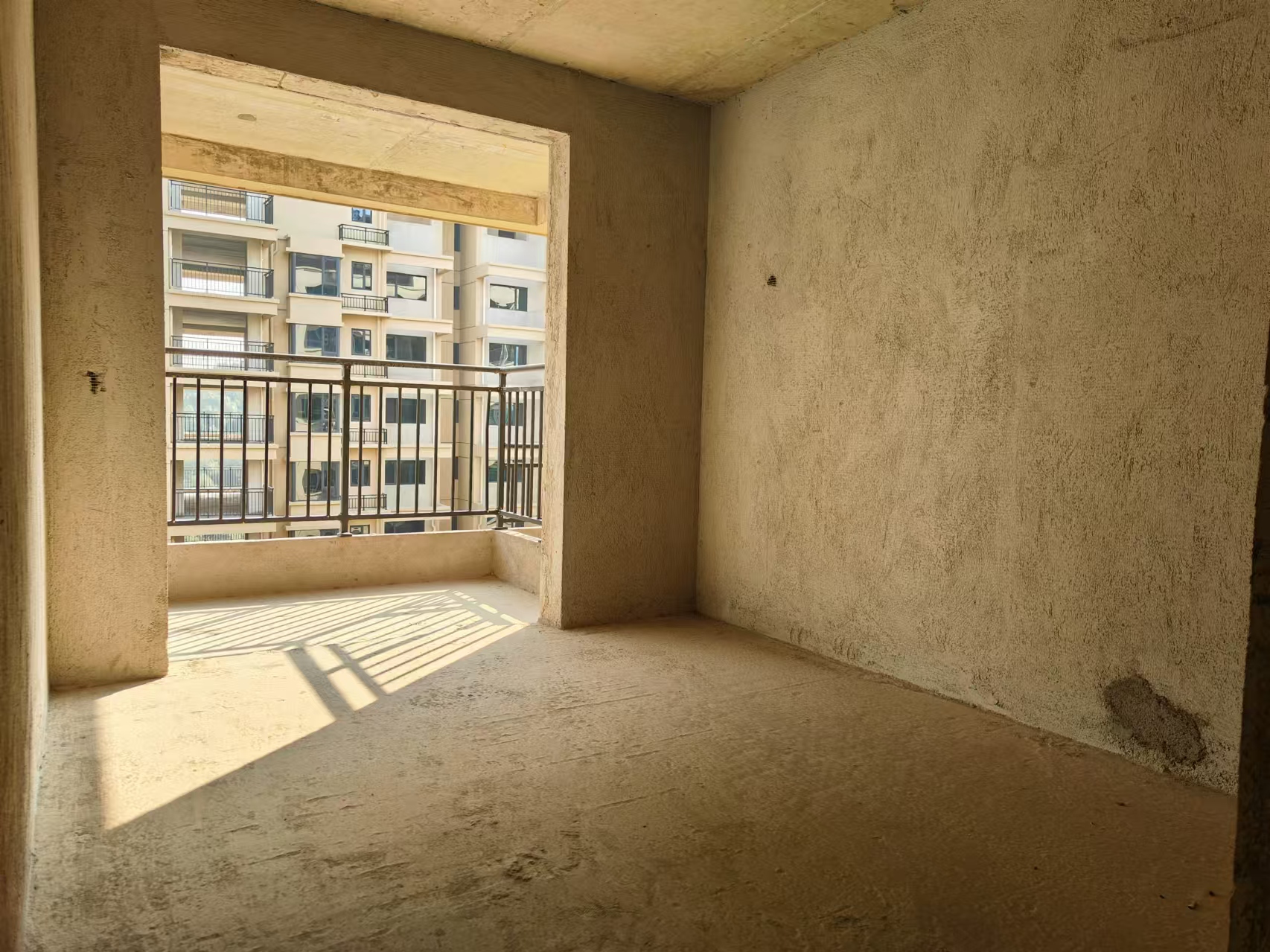 徐福桃花源 3室2厅2卫 68.0万 徐福桃花源 3室2厅2卫 68.0万客厅