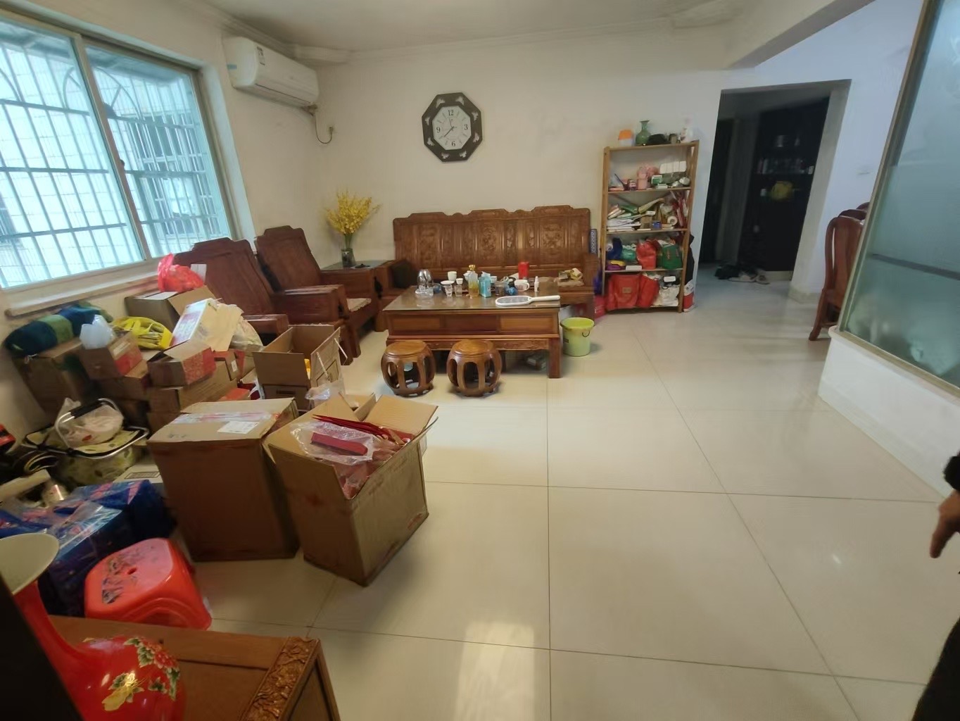 龙华商城  3室2厅2卫    112.0万 龙华商城  3室2厅2卫    112.0万客厅