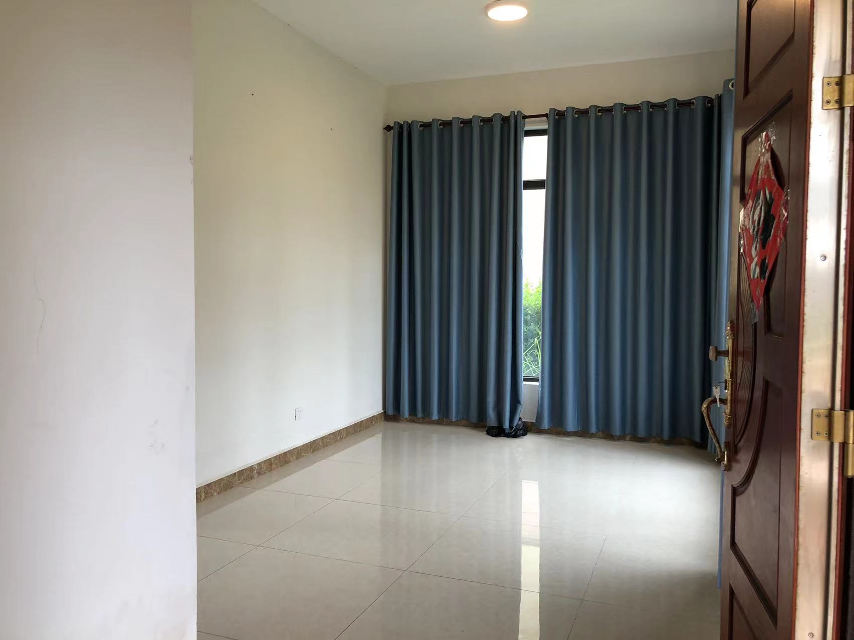 恒大悦龙府 5室3厅3卫 9000.0元/月 恒大悦龙府 5室3厅3卫 9000.0元/月室内图