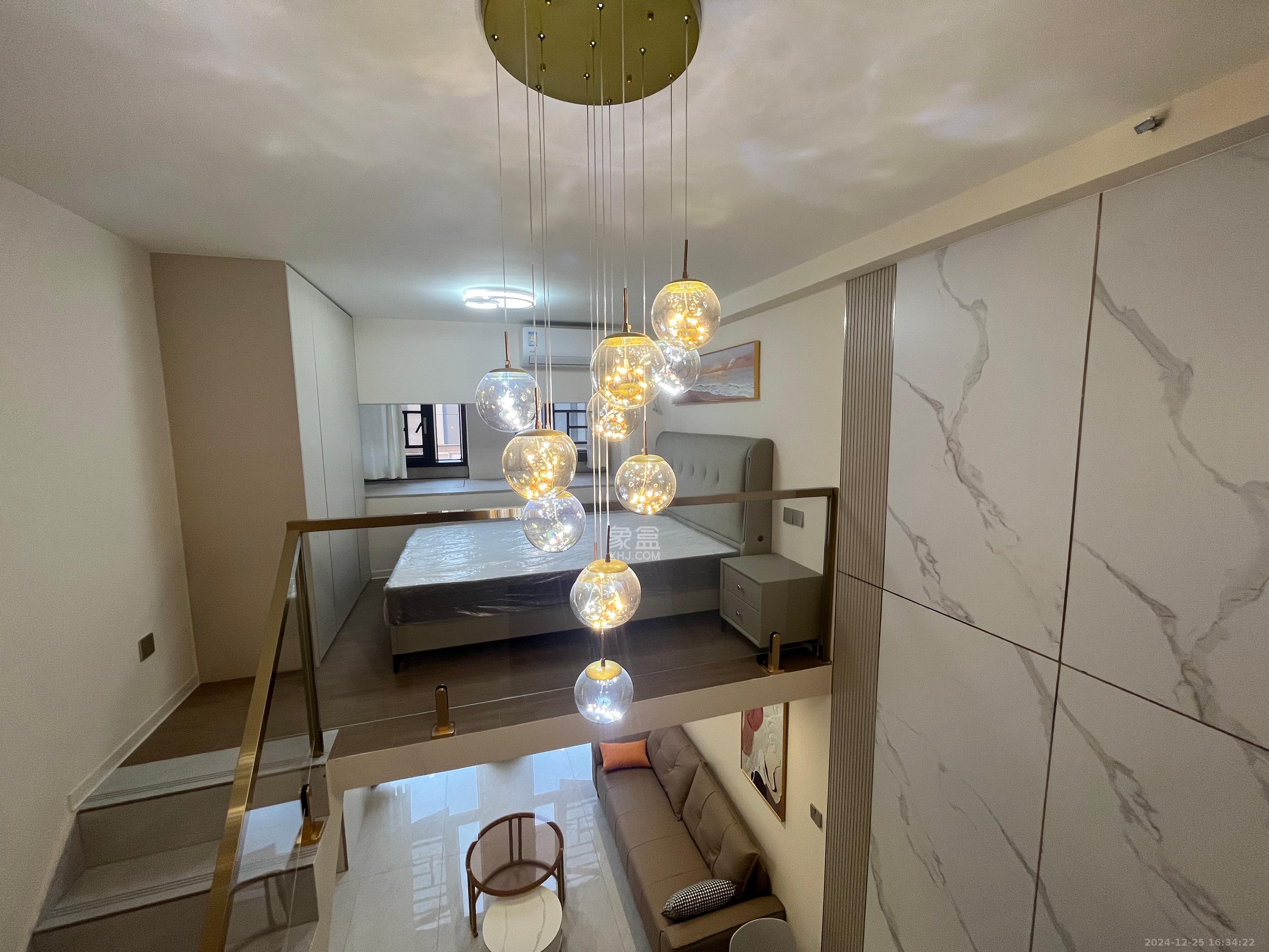 中交广场公寓 2室1厅1卫 2600.0元/月 中交广场公寓 2室1厅1卫 2600.0元/月室内图