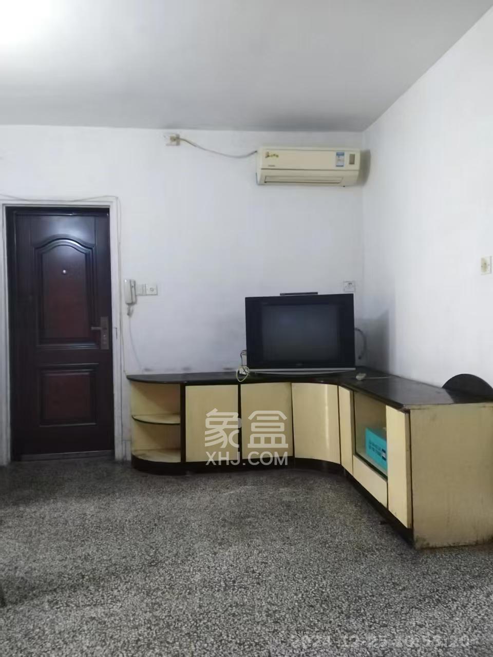 长监宿舍  3室1厅1卫    1600.0元/月 长监宿舍  3室1厅1卫    1600.0元/月室内图