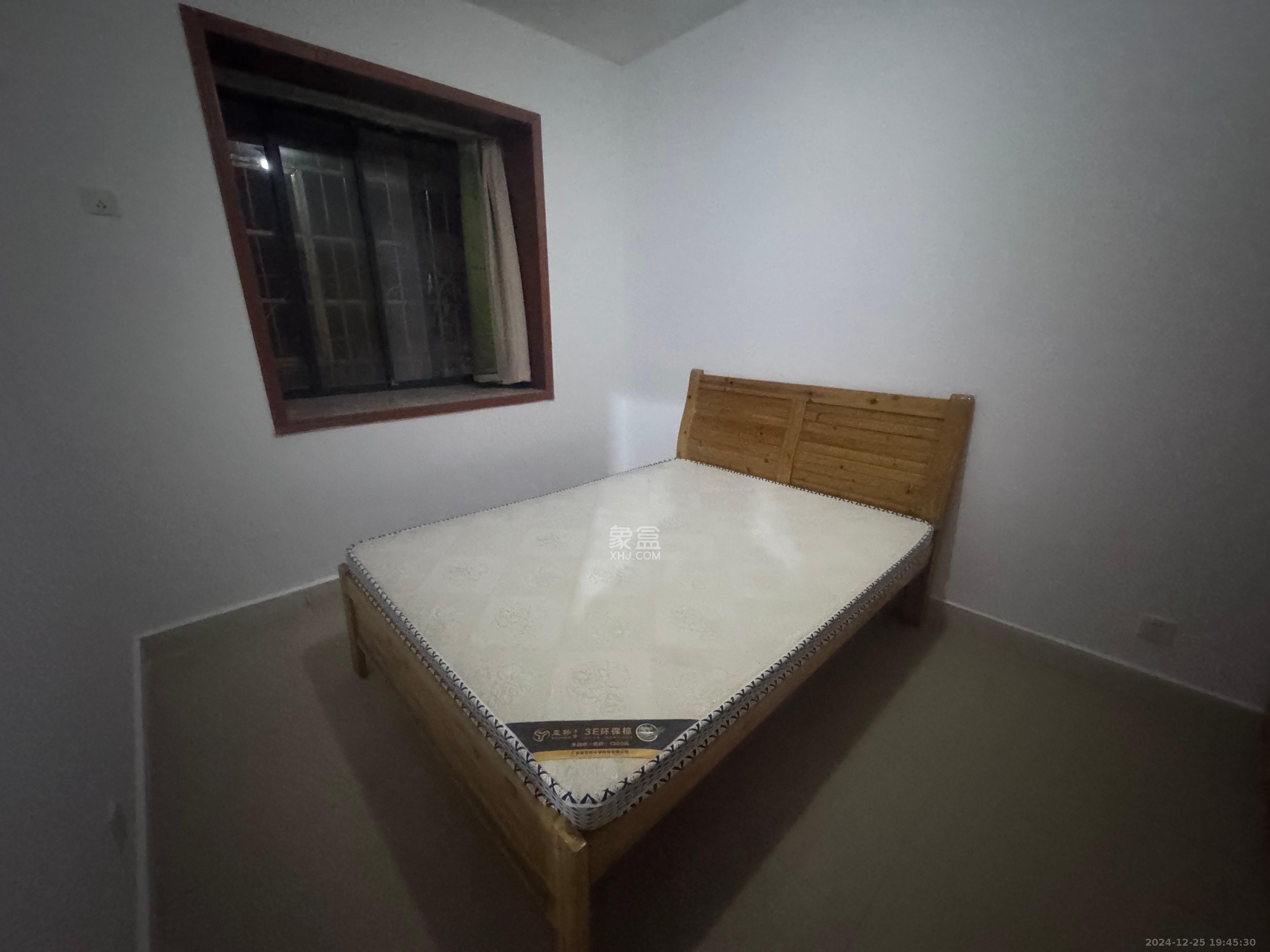 东屯安置小区 2室1厅1卫 1500.0元/月 东屯安置小区 2室1厅1卫 1500.0元/月室内图