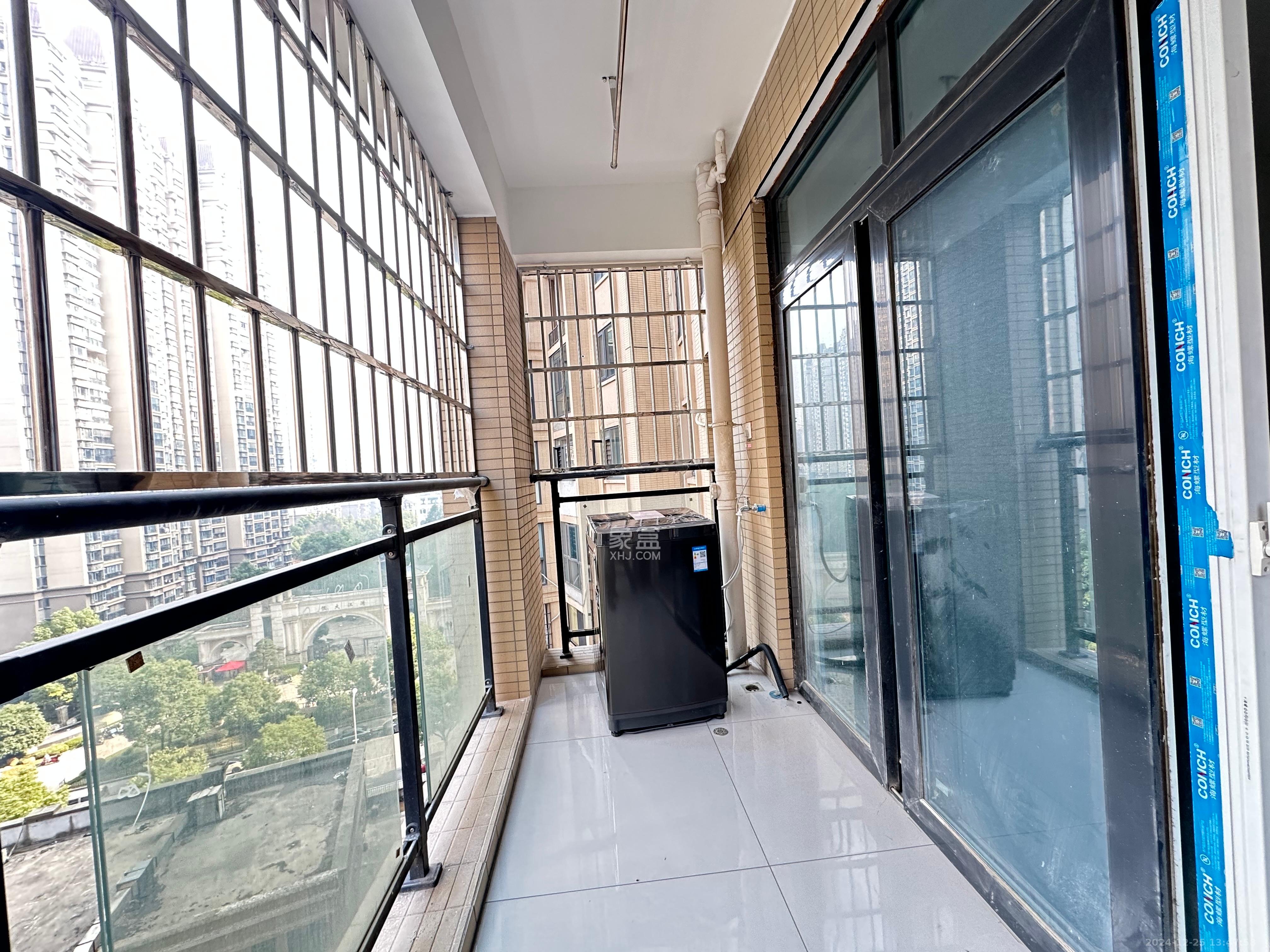 辉煌国际城二期 4室2厅2卫 2800.0元/月 辉煌国际城二期 4室2厅2卫 2800.0元/月室内图