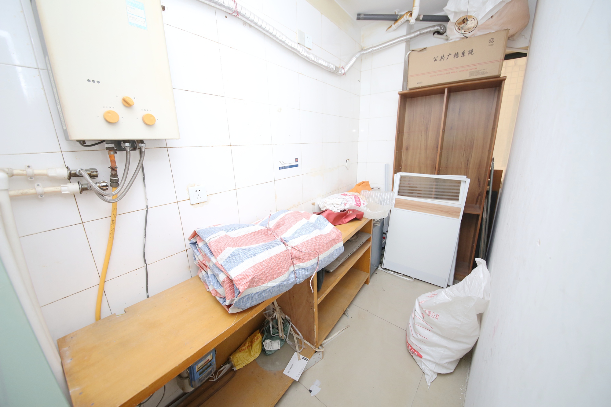 上东印象  3室2厅1卫   87.00万厨房