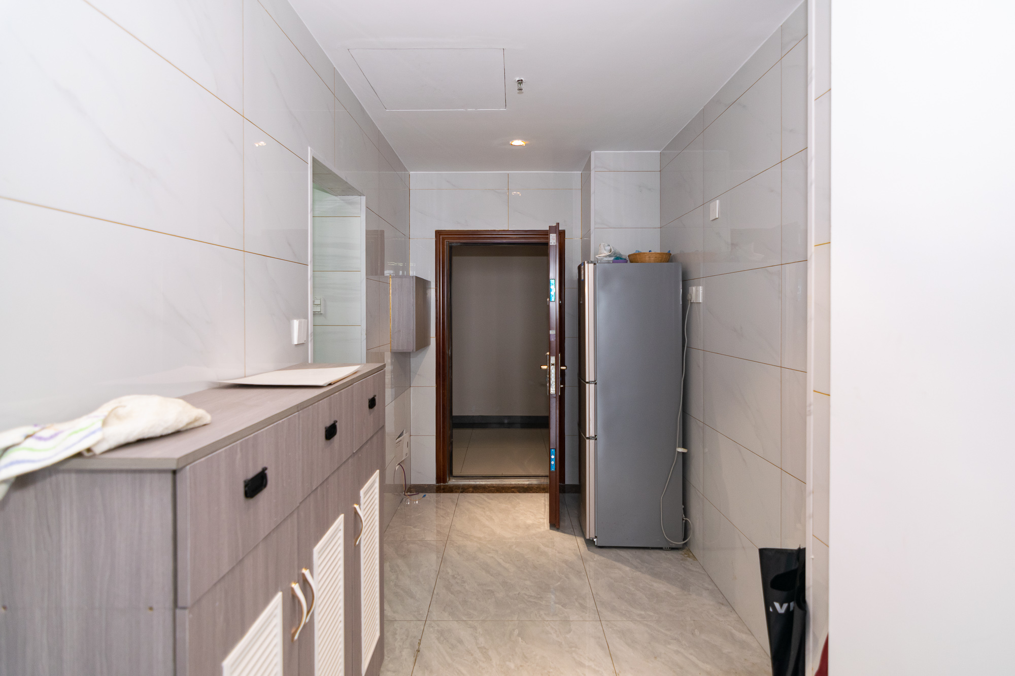 开利星空城市公馆  3室2厅1卫    39.0万 开利星空城市公馆  3室2厅1卫    39.0万厨房