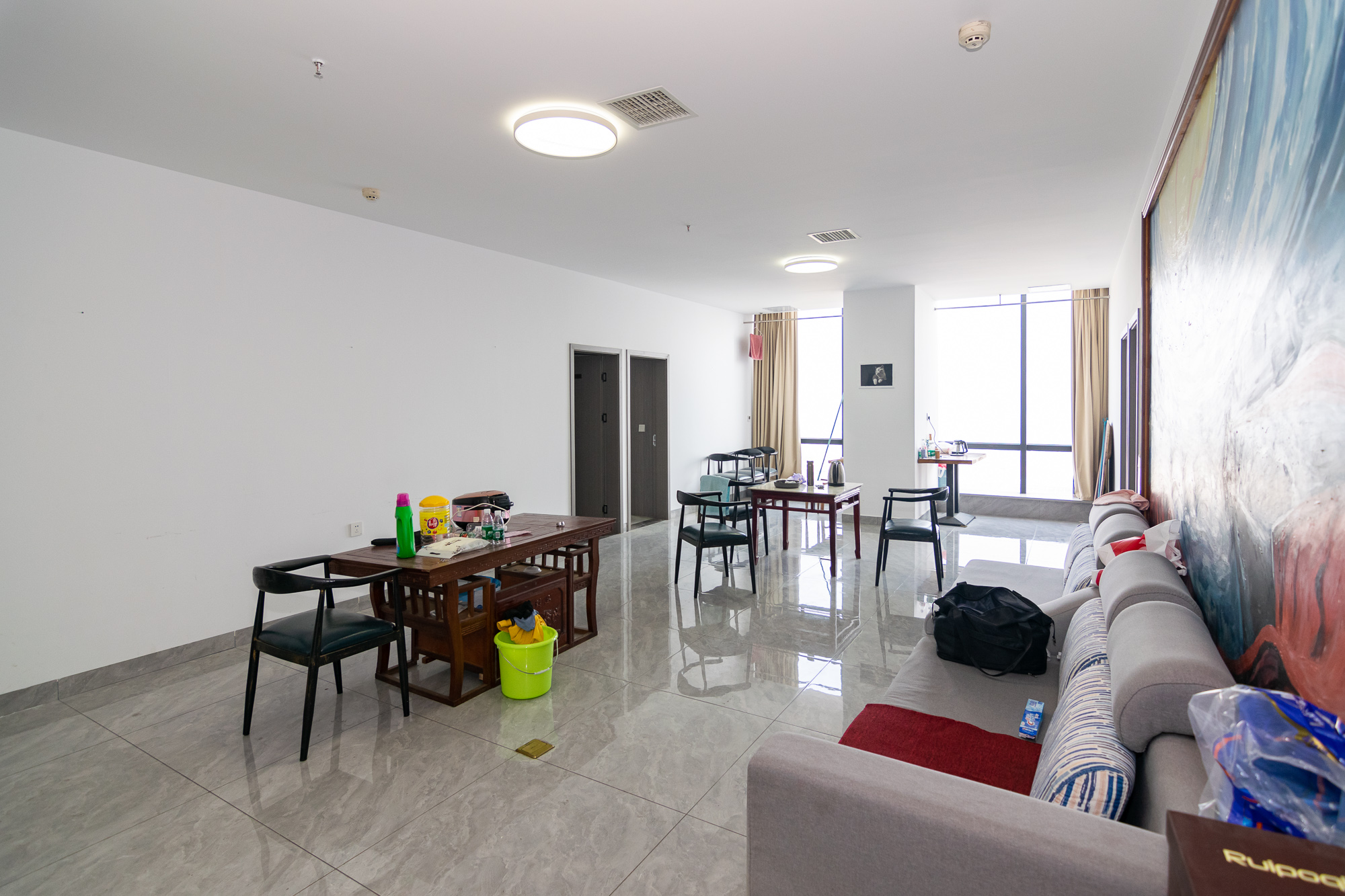 开利星空城市公馆  3室2厅1卫    39.0万 开利星空城市公馆  3室2厅1卫    39.0万客厅