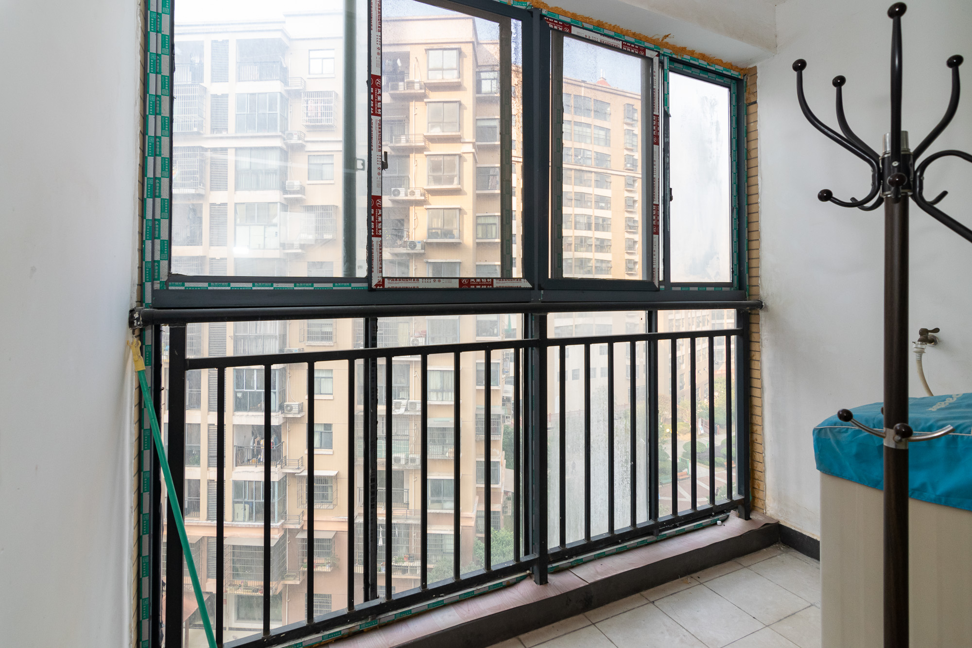 康乃馨老年生活示范城 1室1厅1卫 16.5万 康乃馨老年生活示范城 1室1厅1卫 16.5万阳台