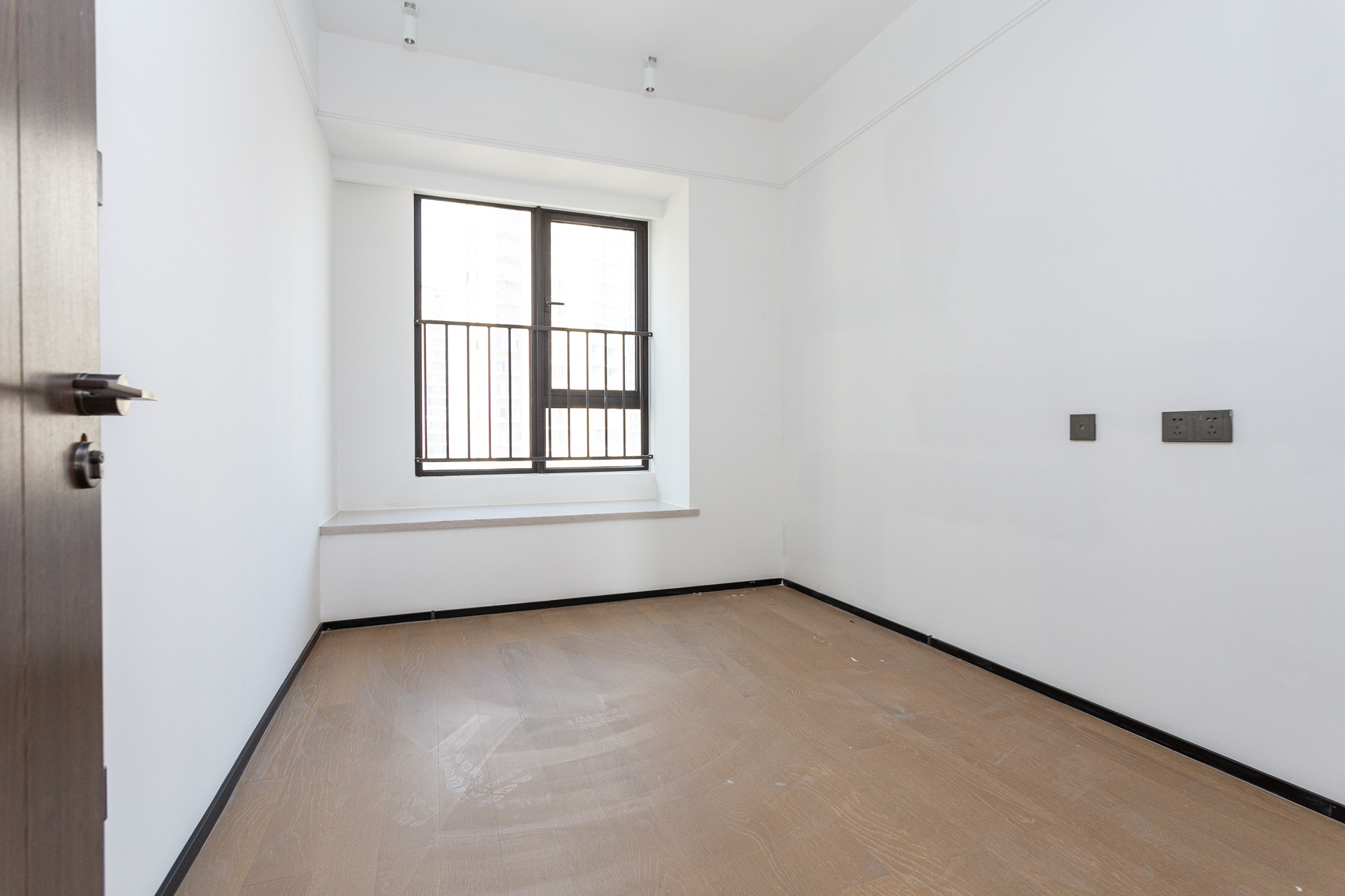 万科滨河道 4室2厅2卫 185.0万 万科滨河道 4室2厅2卫 185.0万卧室