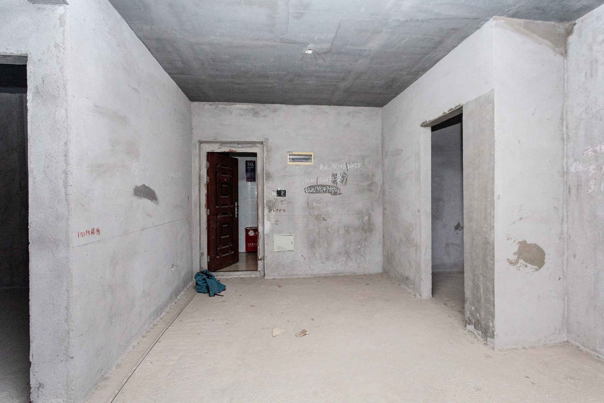 润和之悦(金泽园) 2室2厅1卫 58.0万 润和之悦(金泽园) 2室2厅1卫 58.0万客厅