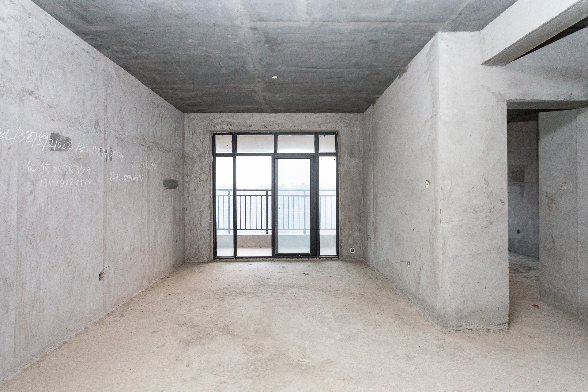 润和之悦(金泽园) 2室2厅1卫 58.0万 润和之悦(金泽园) 2室2厅1卫 58.0万客厅