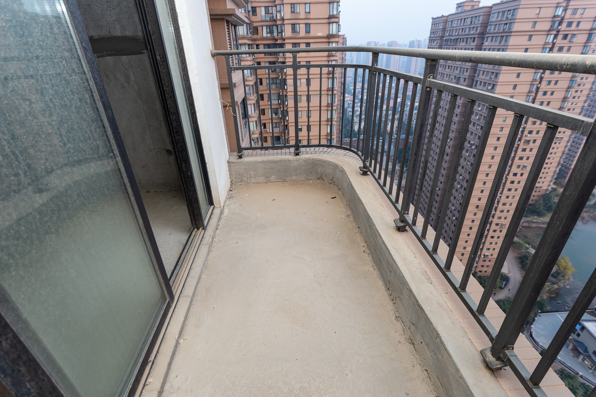 润和之悦(金泽园) 2室2厅1卫 58.0万 润和之悦(金泽园) 2室2厅1卫 58.0万阳台