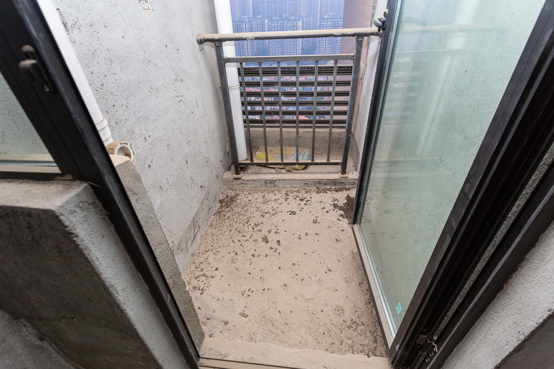 润和之悦(金泽园) 2室2厅1卫 58.0万 润和之悦(金泽园) 2室2厅1卫 58.0万阳台