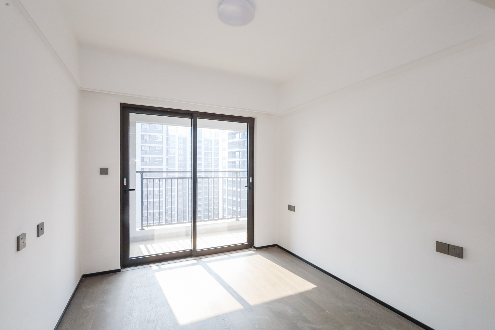 万科森林公园 4室2厅2卫 172.0万 万科森林公园 4室2厅2卫 172.0万卧室