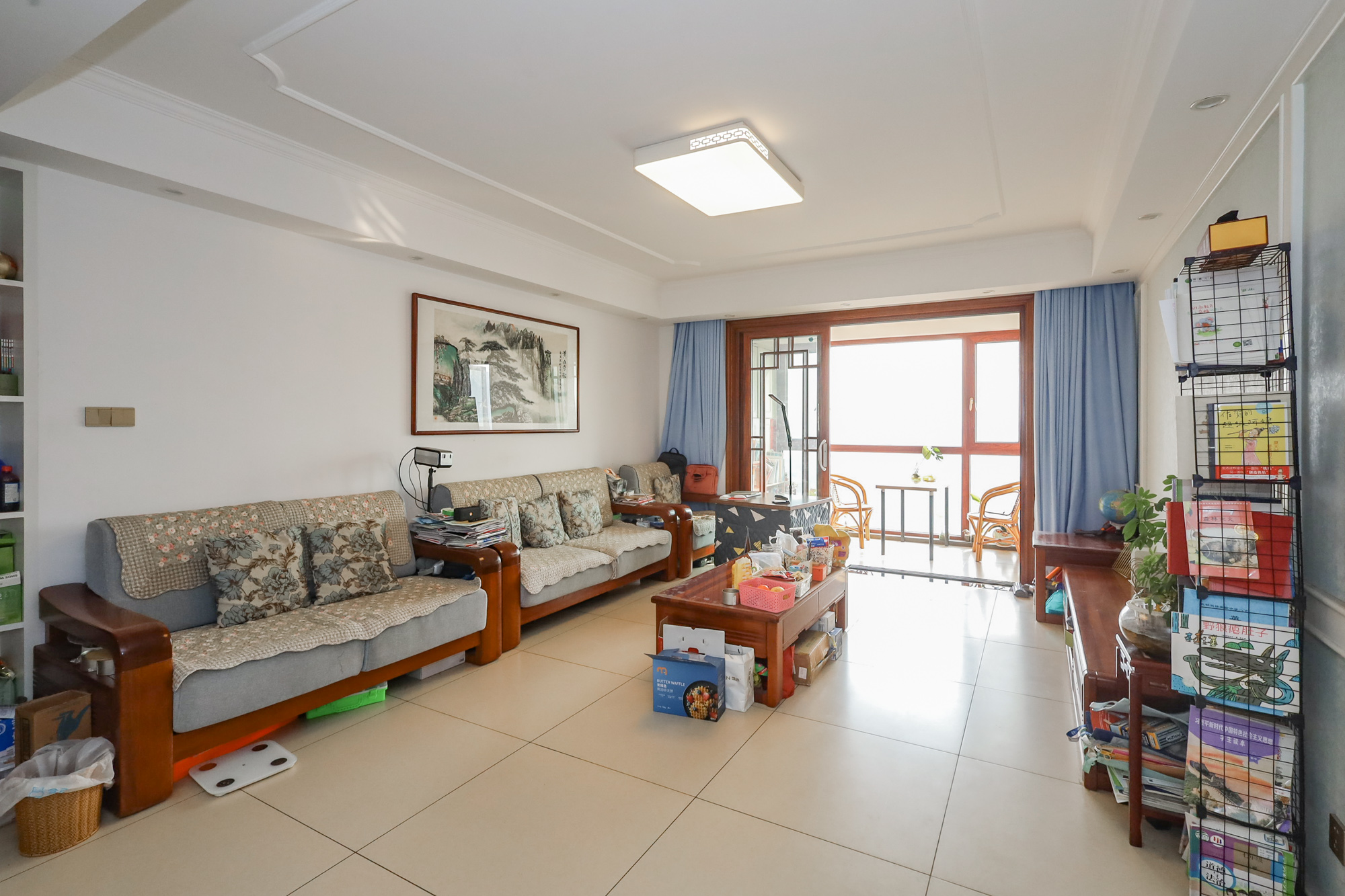 八方小区B区  3室2厅2卫    495.0万客厅