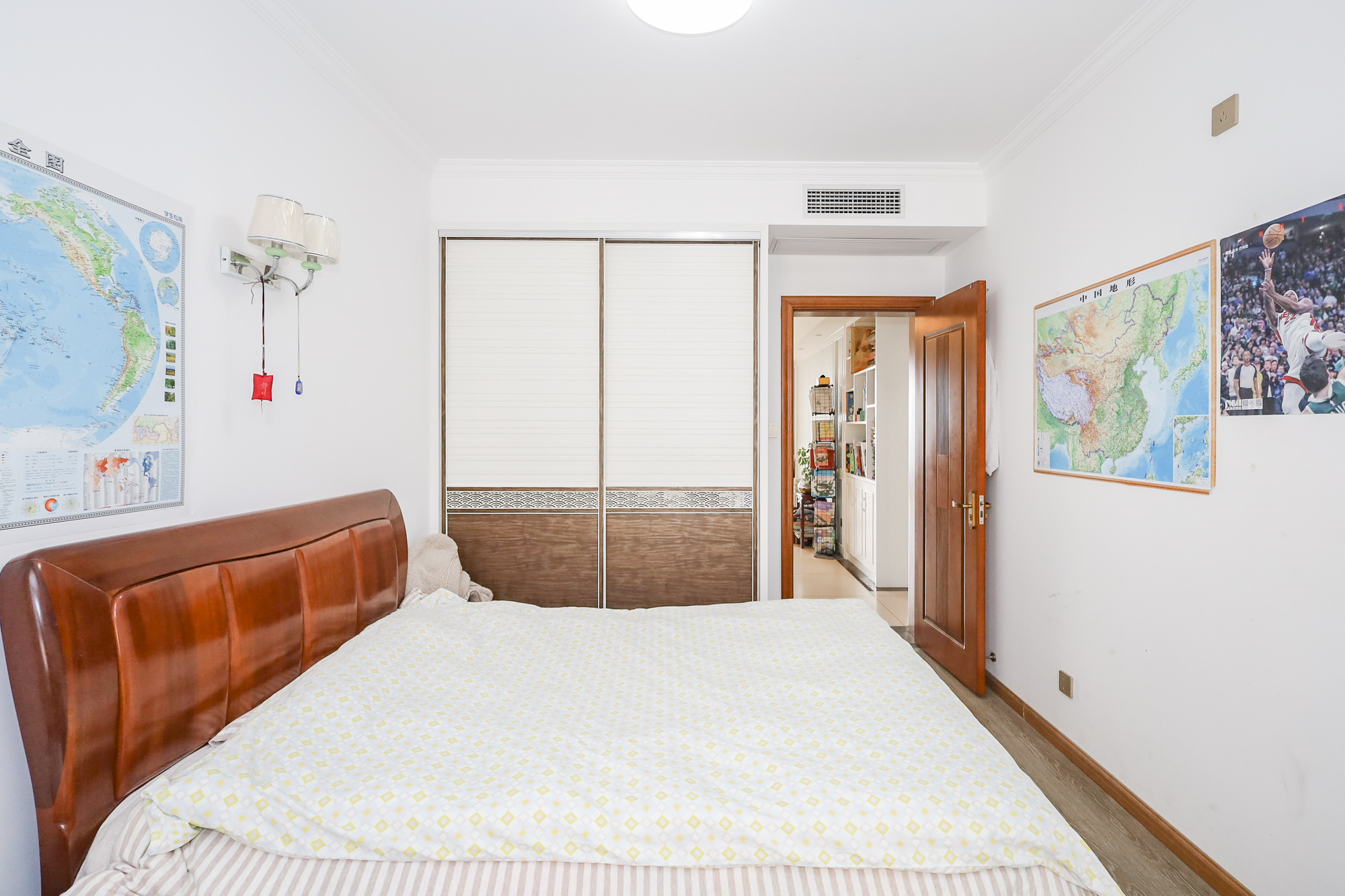 八方小区B区  3室2厅2卫    495.0万其他