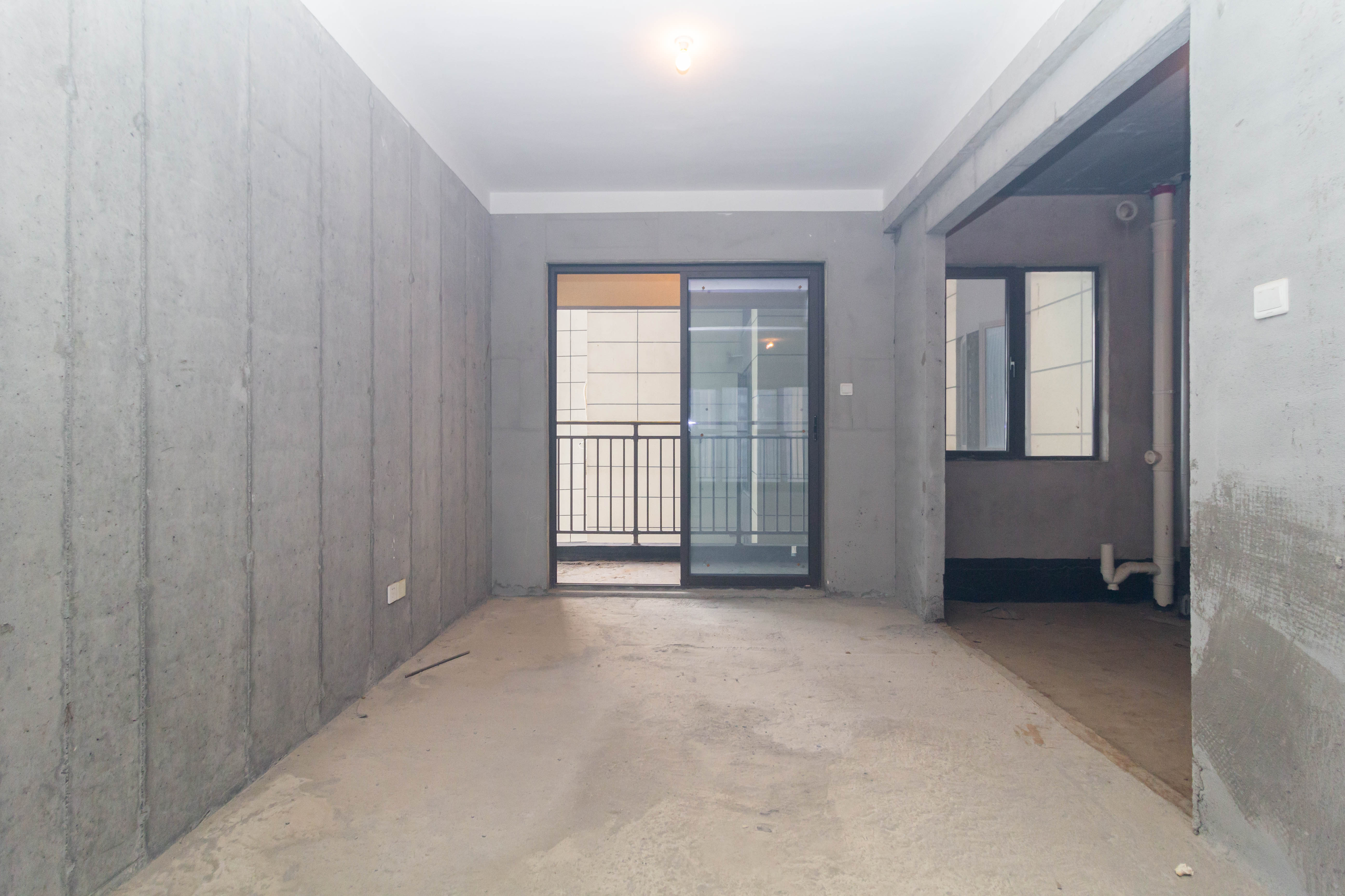 湘域芯城一期  3室2厅2卫    128.0万 湘域芯城一期  3室2厅2卫    128.0万客厅