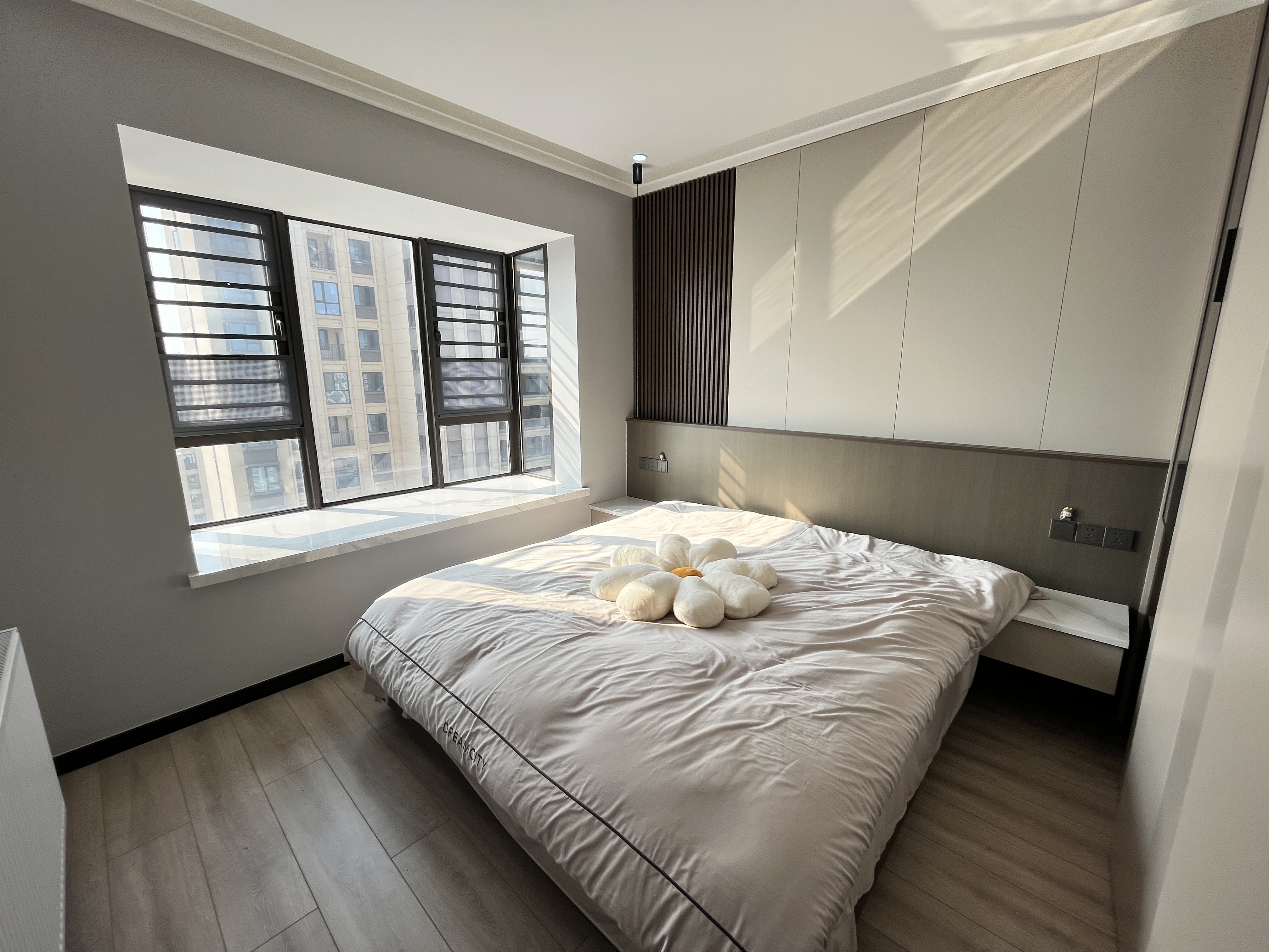 城际空间站 4室2厅2卫 111.0万 城际空间站 4室2厅2卫 111.0万室内图