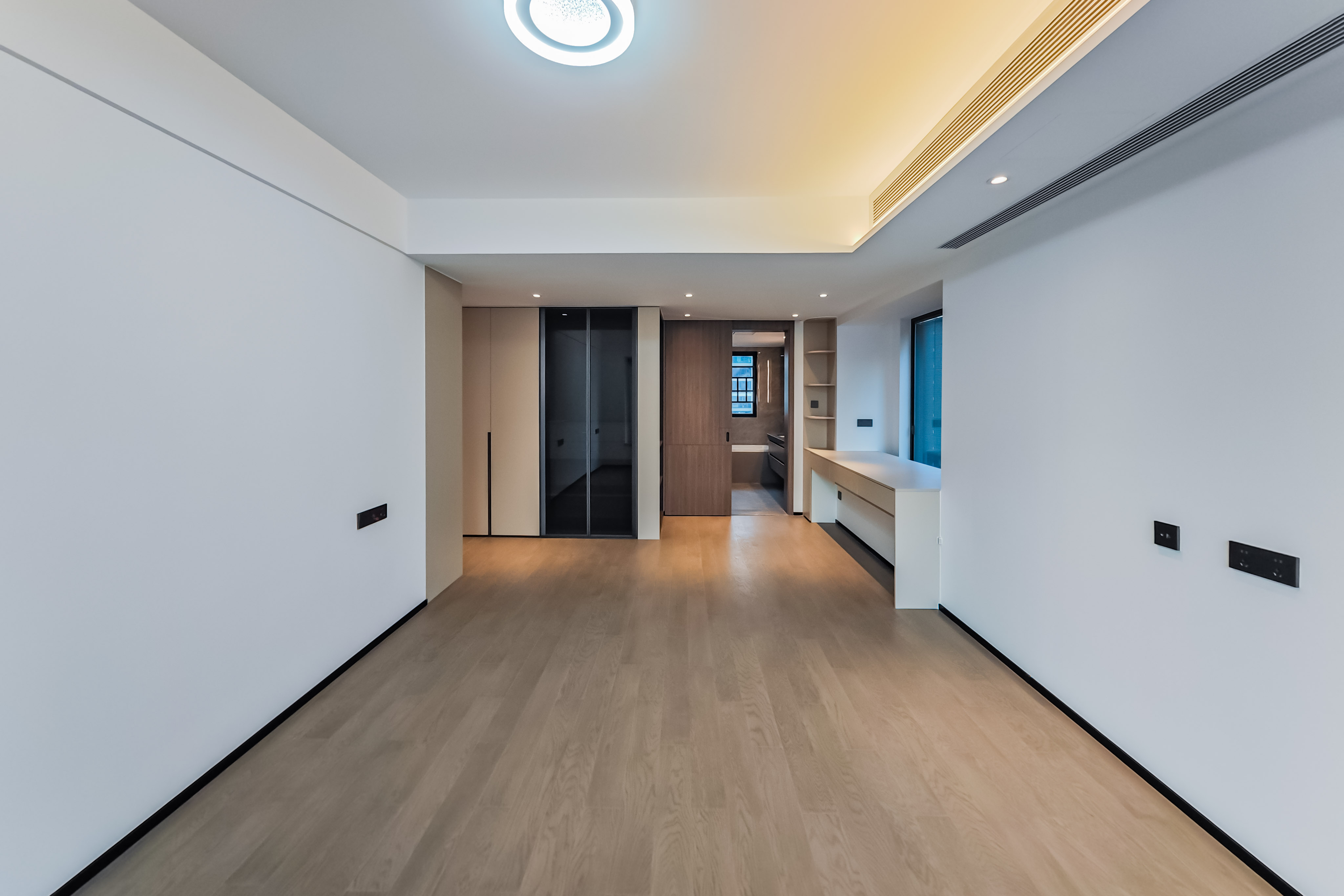 轨道万科悦府  4室2厅3卫    278.0万 轨道万科悦府  4室2厅3卫    278.0万卧室