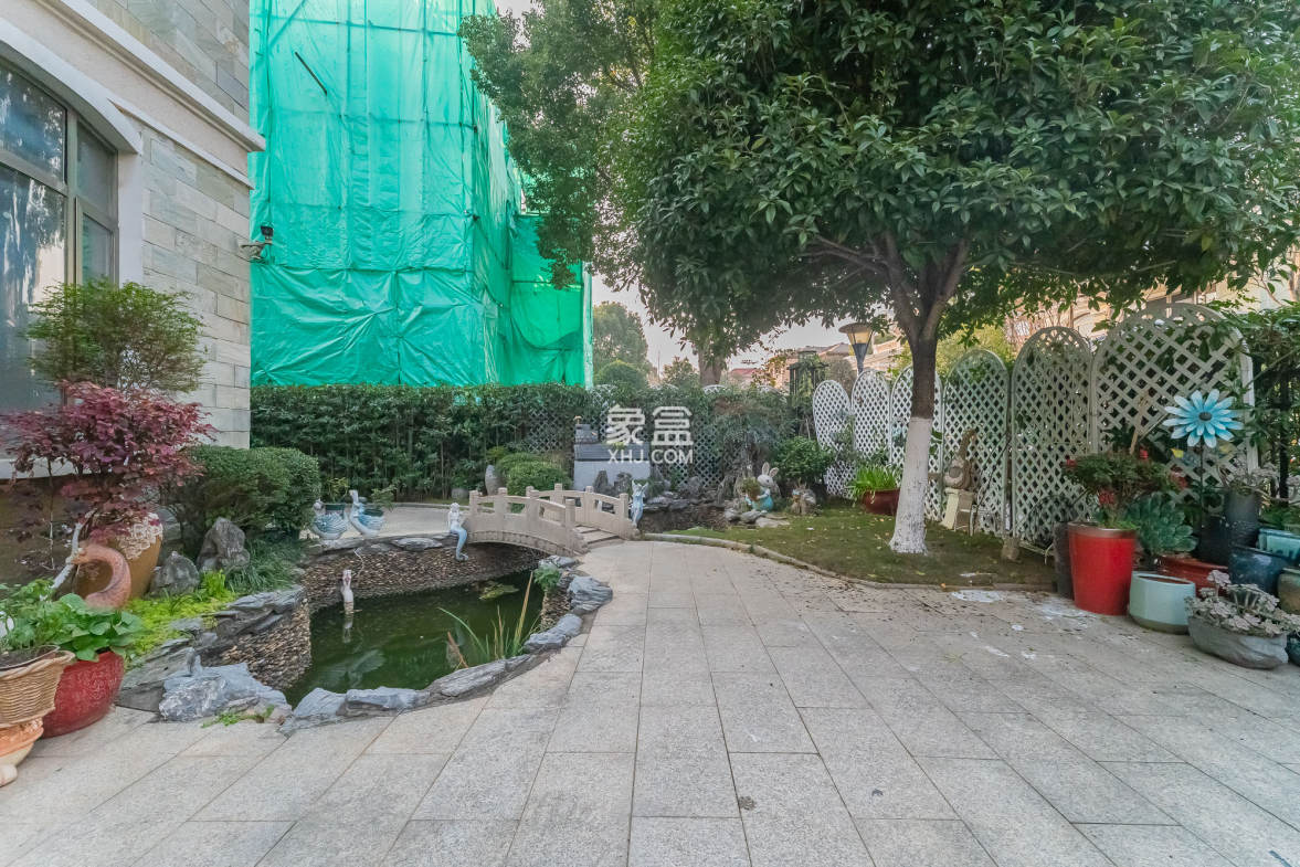 碧桂园威尼斯城  7室3厅7卫    996.98万 碧桂园威尼斯城  7室3厅7卫    996.98万其他