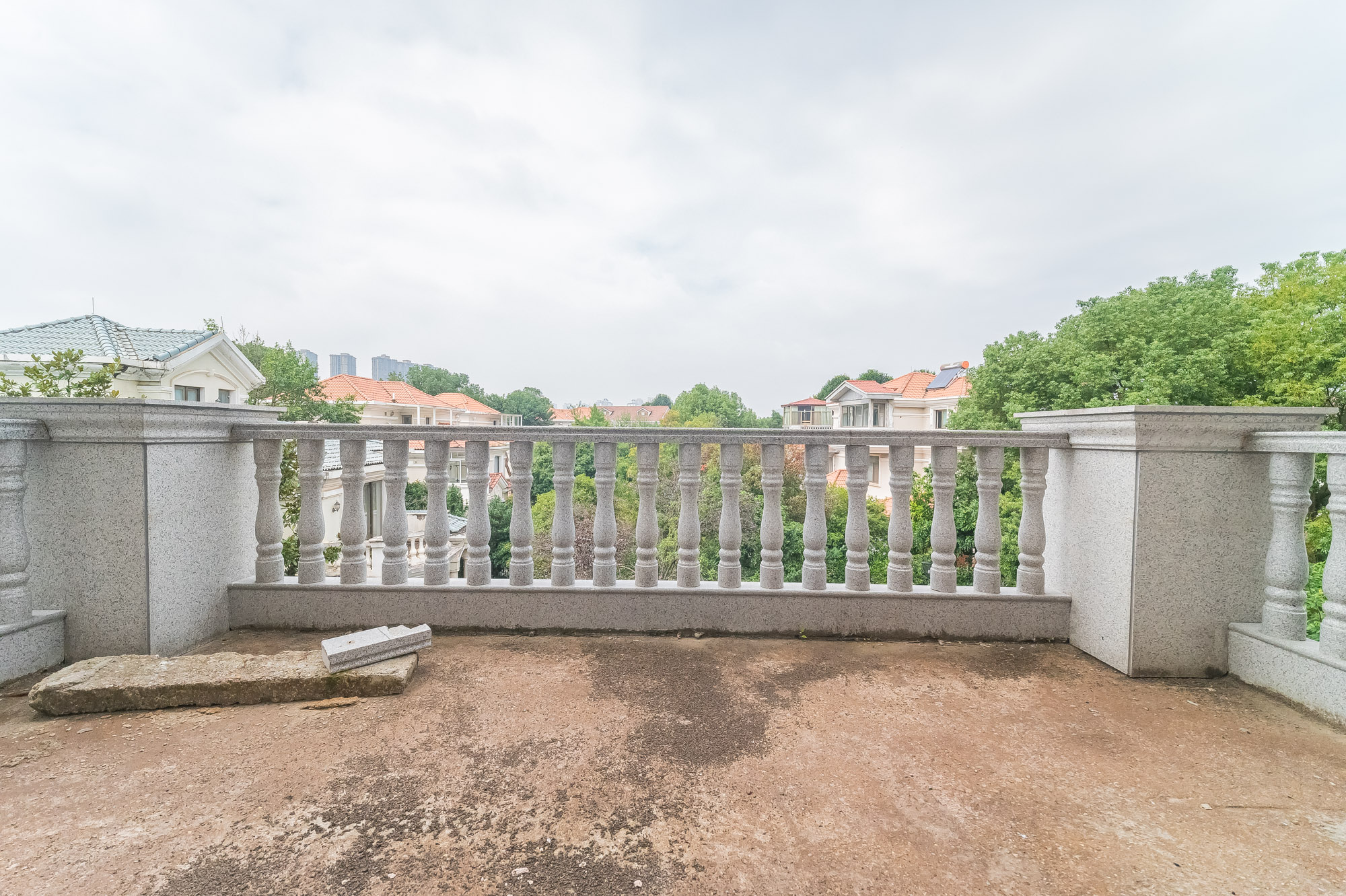 碧桂园威尼斯城 8室3厅3卫 1225.88万 碧桂园威尼斯城 8室3厅3卫 1225.88万其他