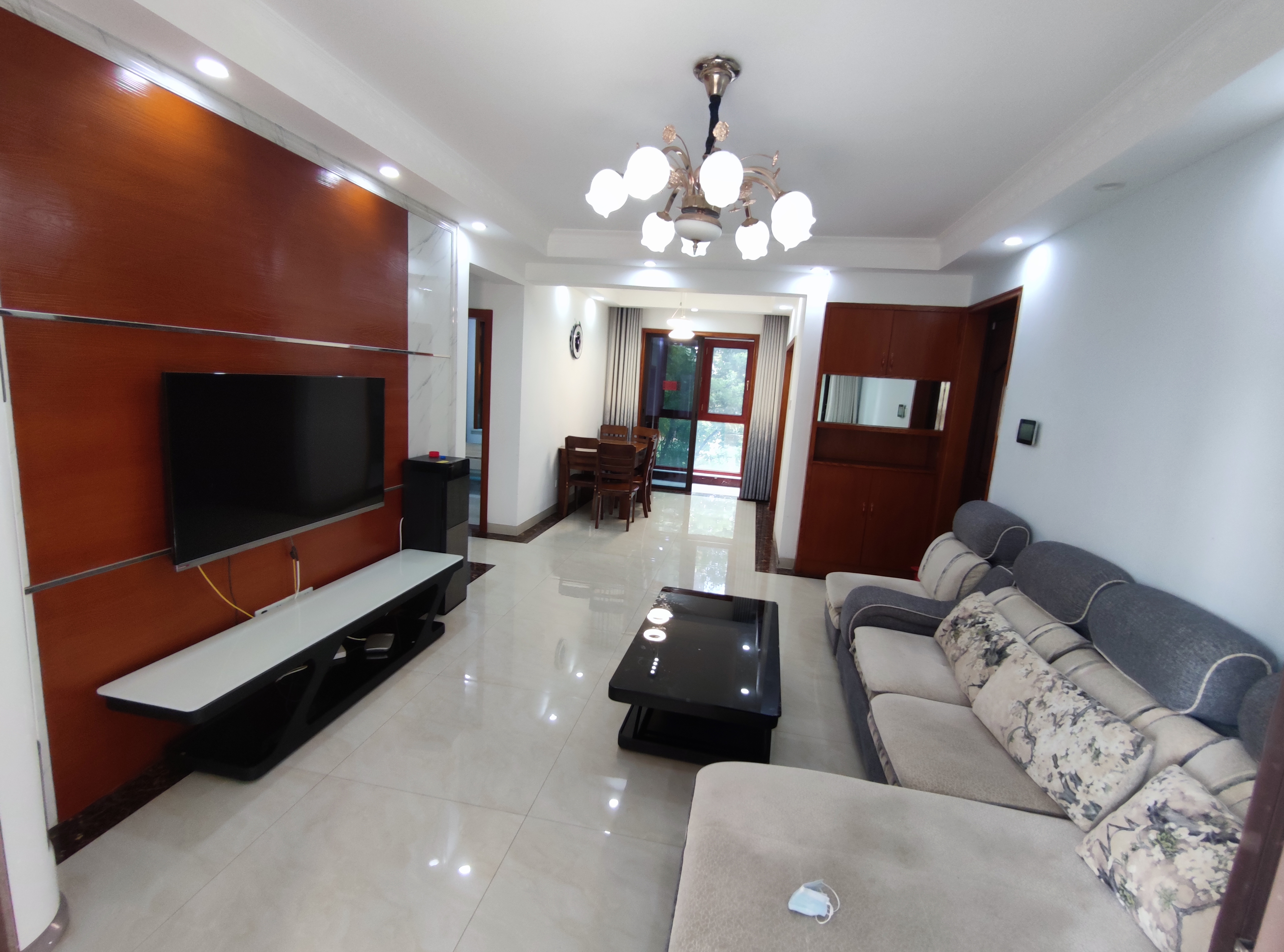 卓越浅水湾  3室2厅2卫    3600.0元/月 卓越浅水湾  3室2厅2卫    3600.0元/月室内图