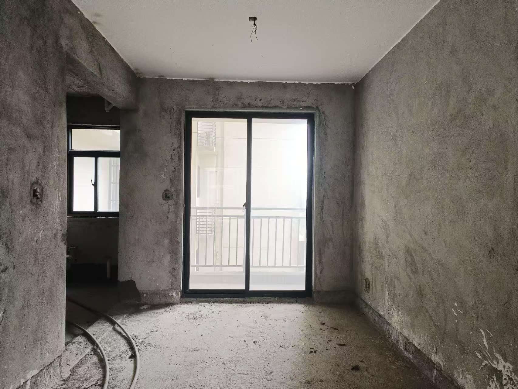 滨江景苑  3室2厅2卫    123.0万 滨江景苑  3室2厅2卫    123.0万室内图