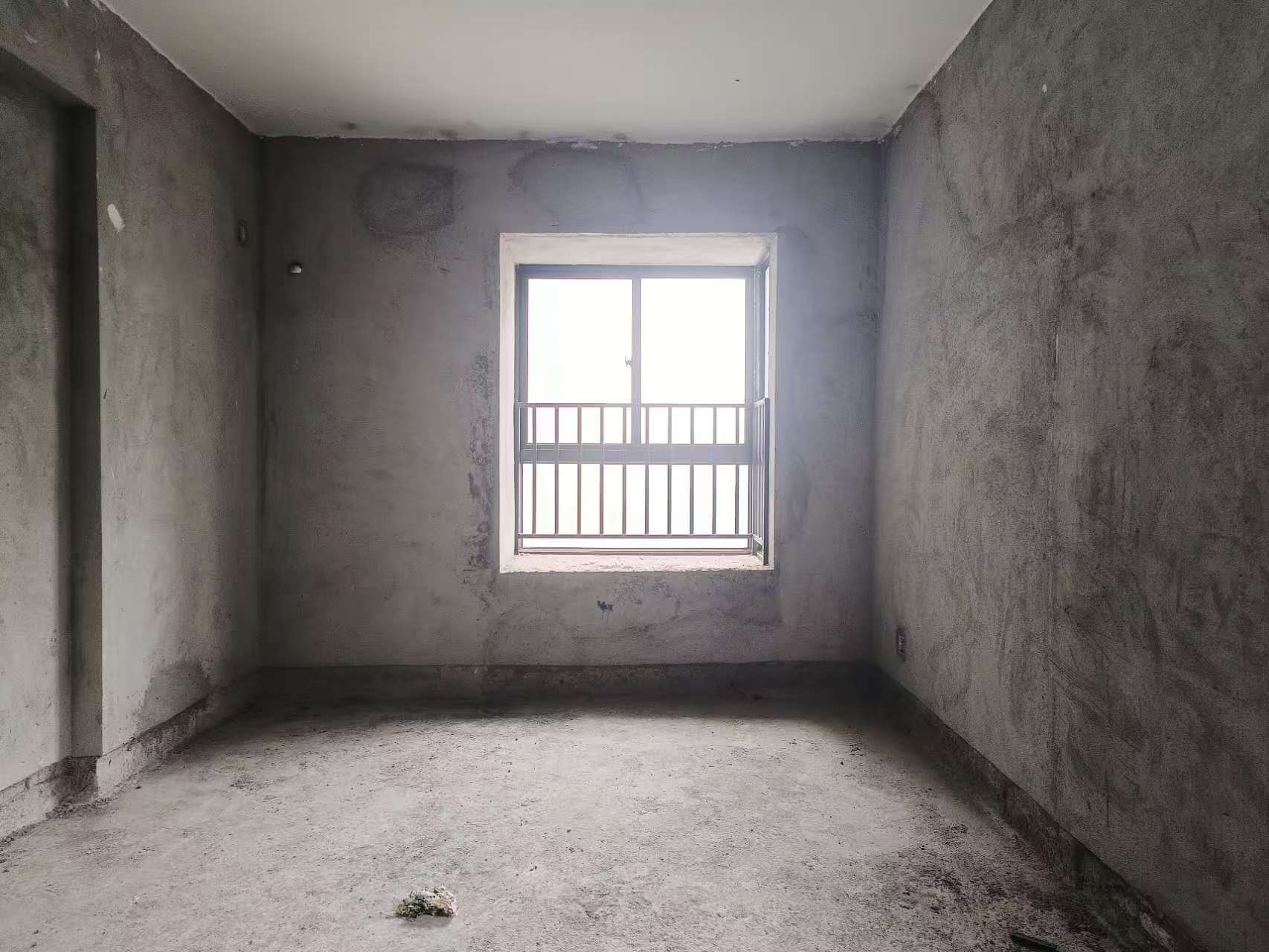 滨江景苑  3室2厅2卫    123.0万 滨江景苑  3室2厅2卫    123.0万室内图