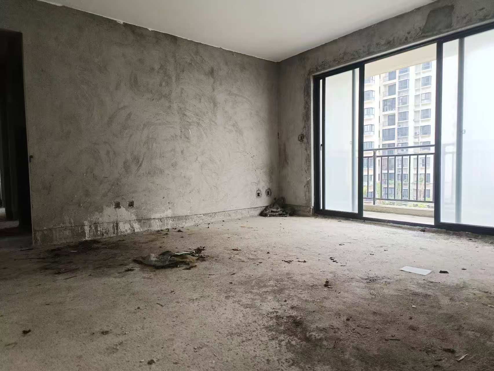 滨江景苑  3室2厅2卫    123.0万 滨江景苑  3室2厅2卫    123.0万室内图