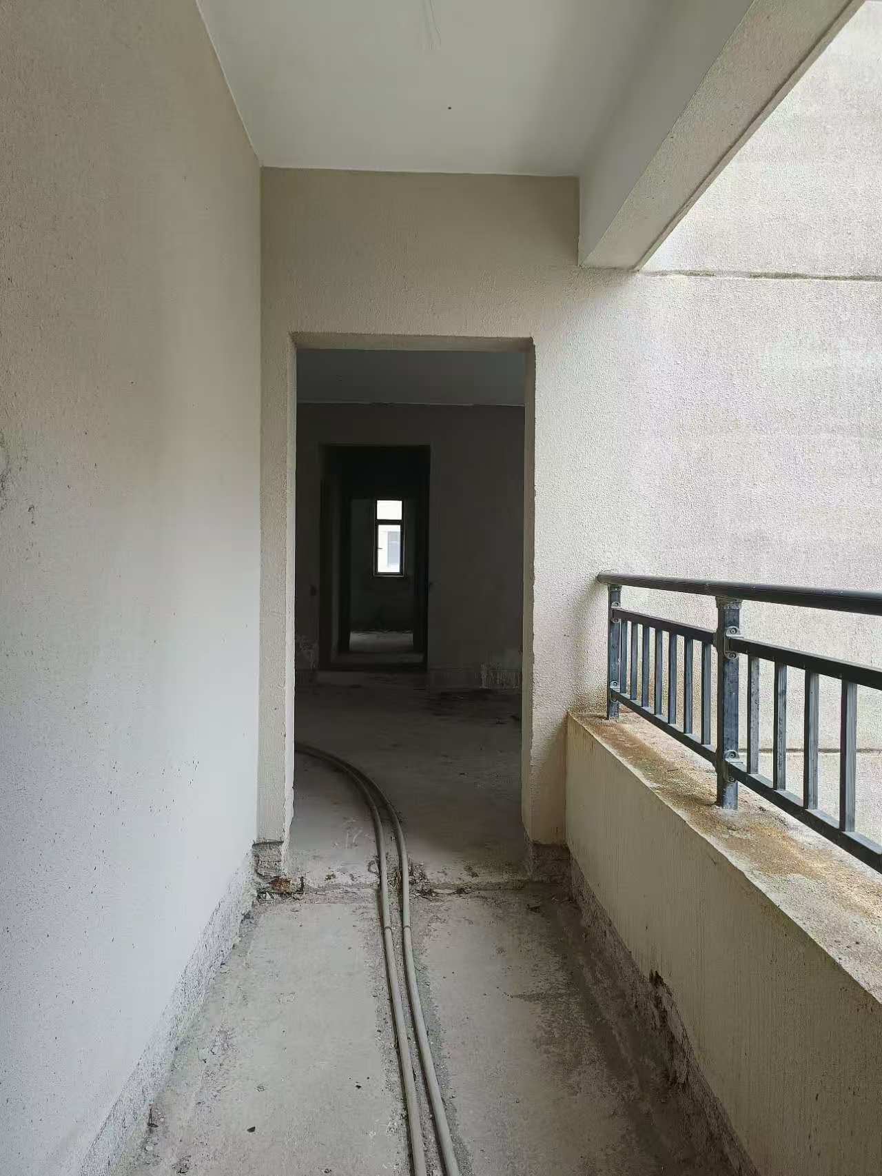 滨江景苑  3室2厅2卫    123.0万 滨江景苑  3室2厅2卫    123.0万室内图