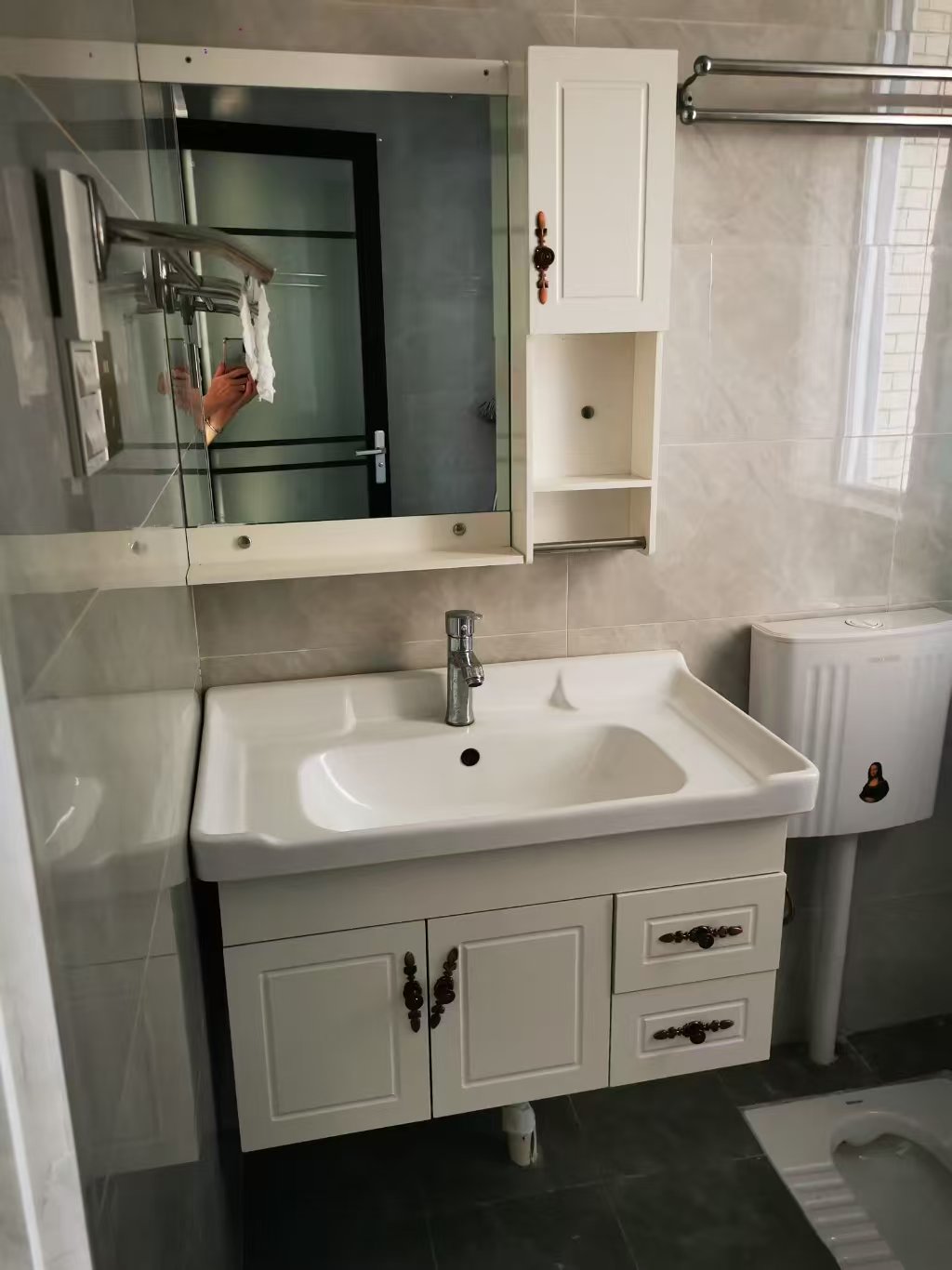 谷山庭院二期 3室2厅1卫 2000.0元/月 谷山庭院二期 3室2厅1卫 2000.0元/月室内图