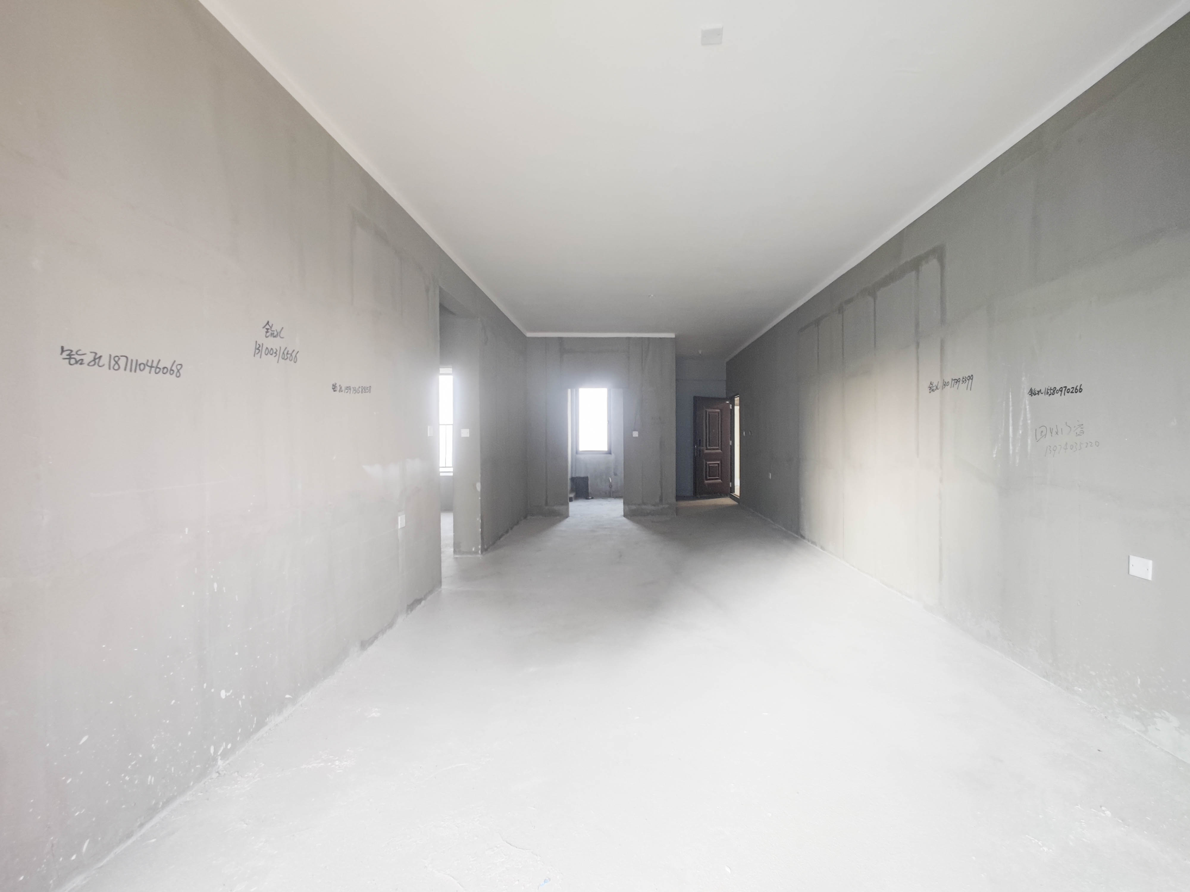 融创会展上东区  4室2厅2卫    84.0万 融创会展上东区  4室2厅2卫    84.0万