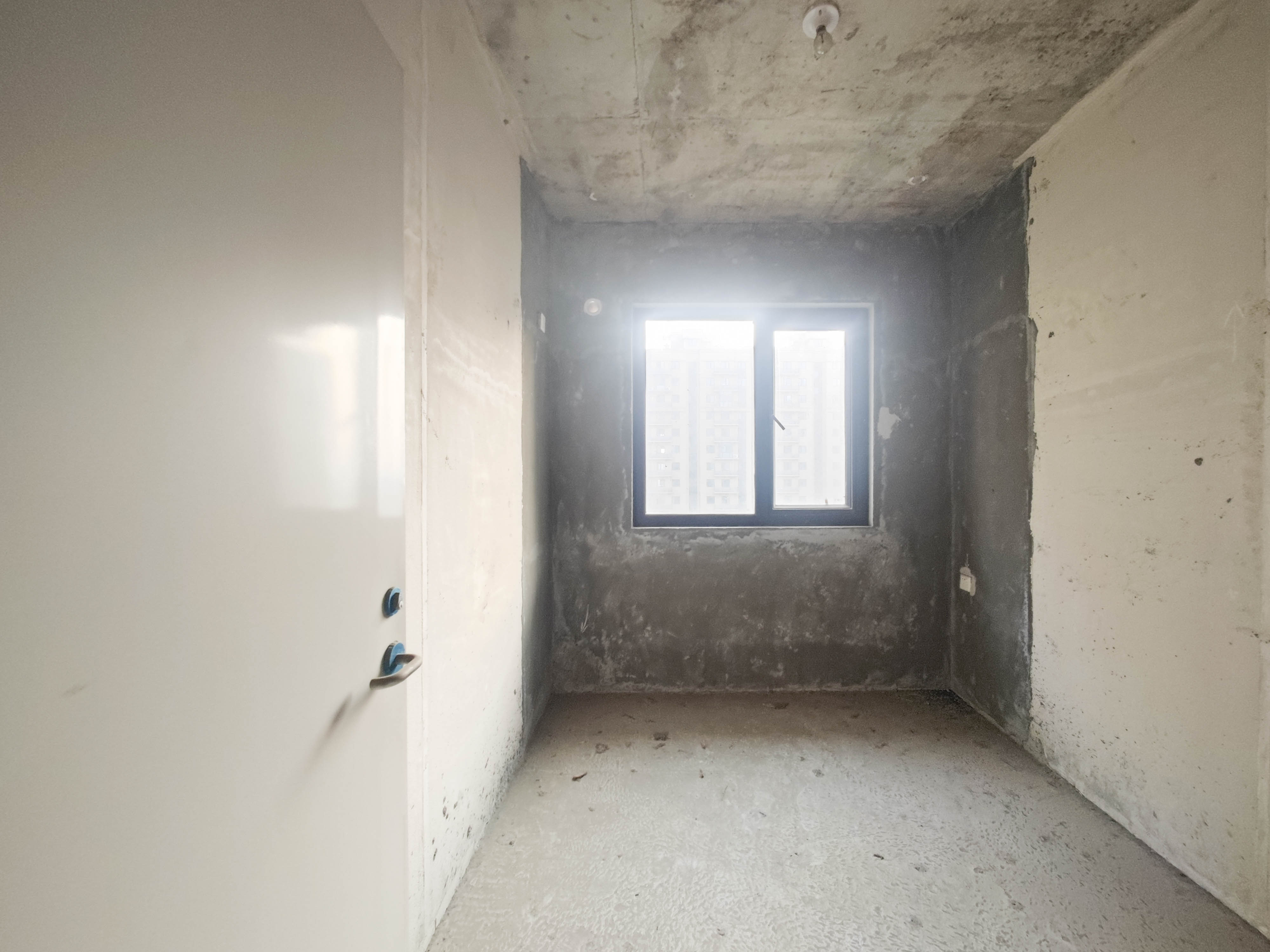 保利东郡  3室2厅1卫    52.0万 保利东郡  3室2厅1卫    52.0万卧室