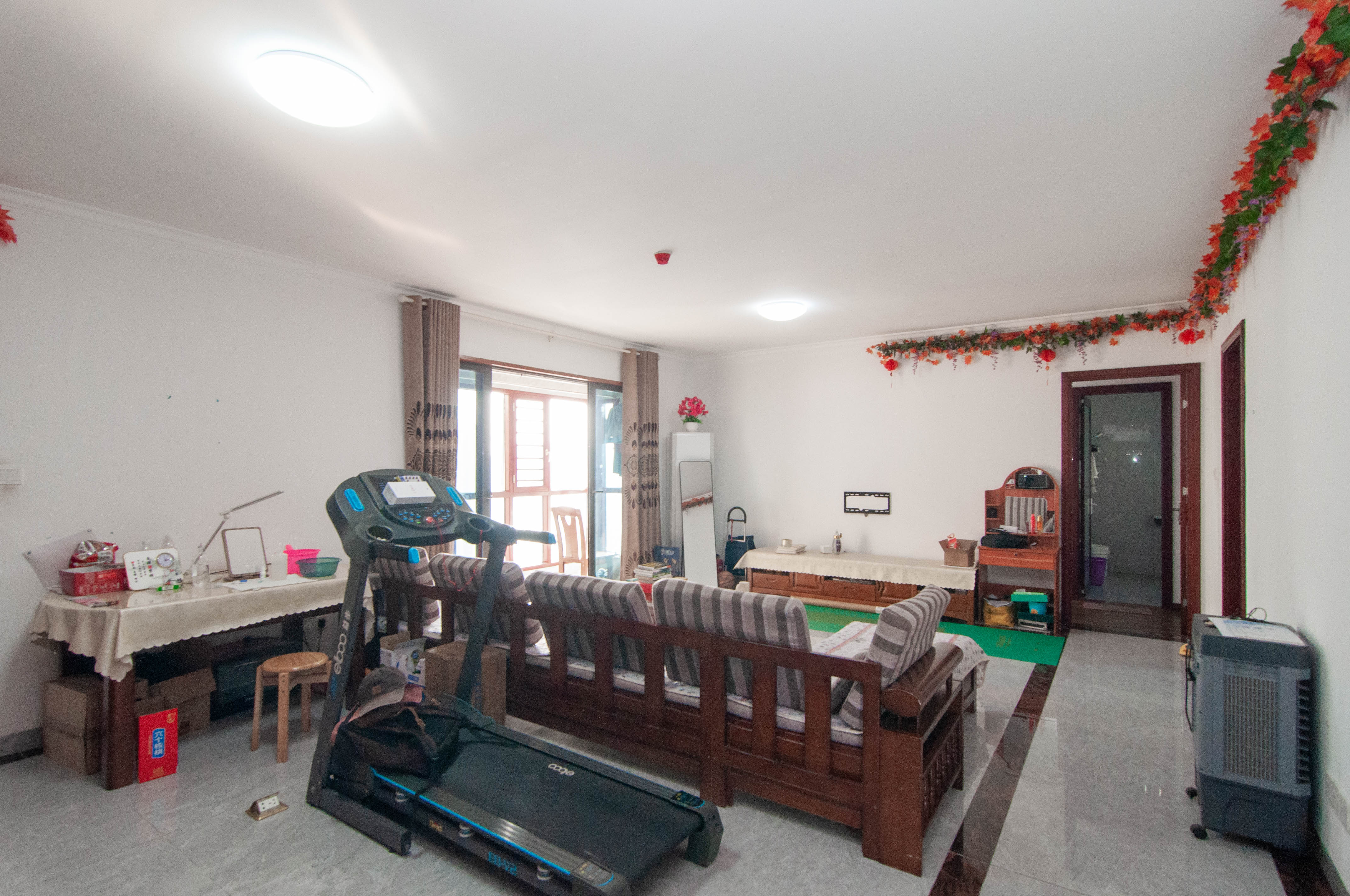 佳兆业云顶梅溪湖(佳兆业梅溪荟) 4室2厅2卫 179.0万 佳兆业云顶梅溪湖(佳兆业梅溪荟) 4室2厅2卫 179.0万客厅