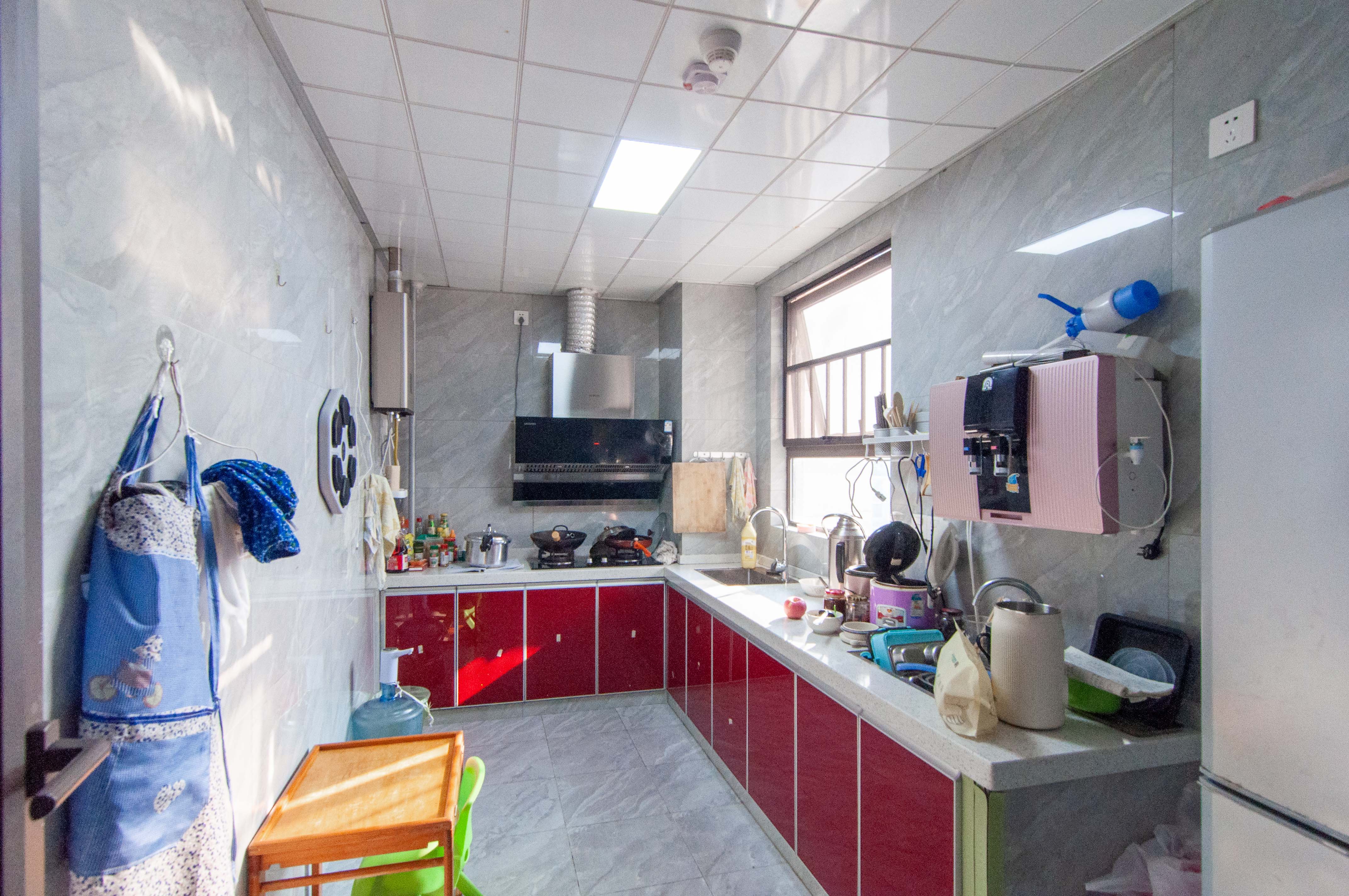 佳兆业云顶梅溪湖(佳兆业梅溪荟) 4室2厅2卫 179.0万 佳兆业云顶梅溪湖(佳兆业梅溪荟) 4室2厅2卫 179.0万厨房