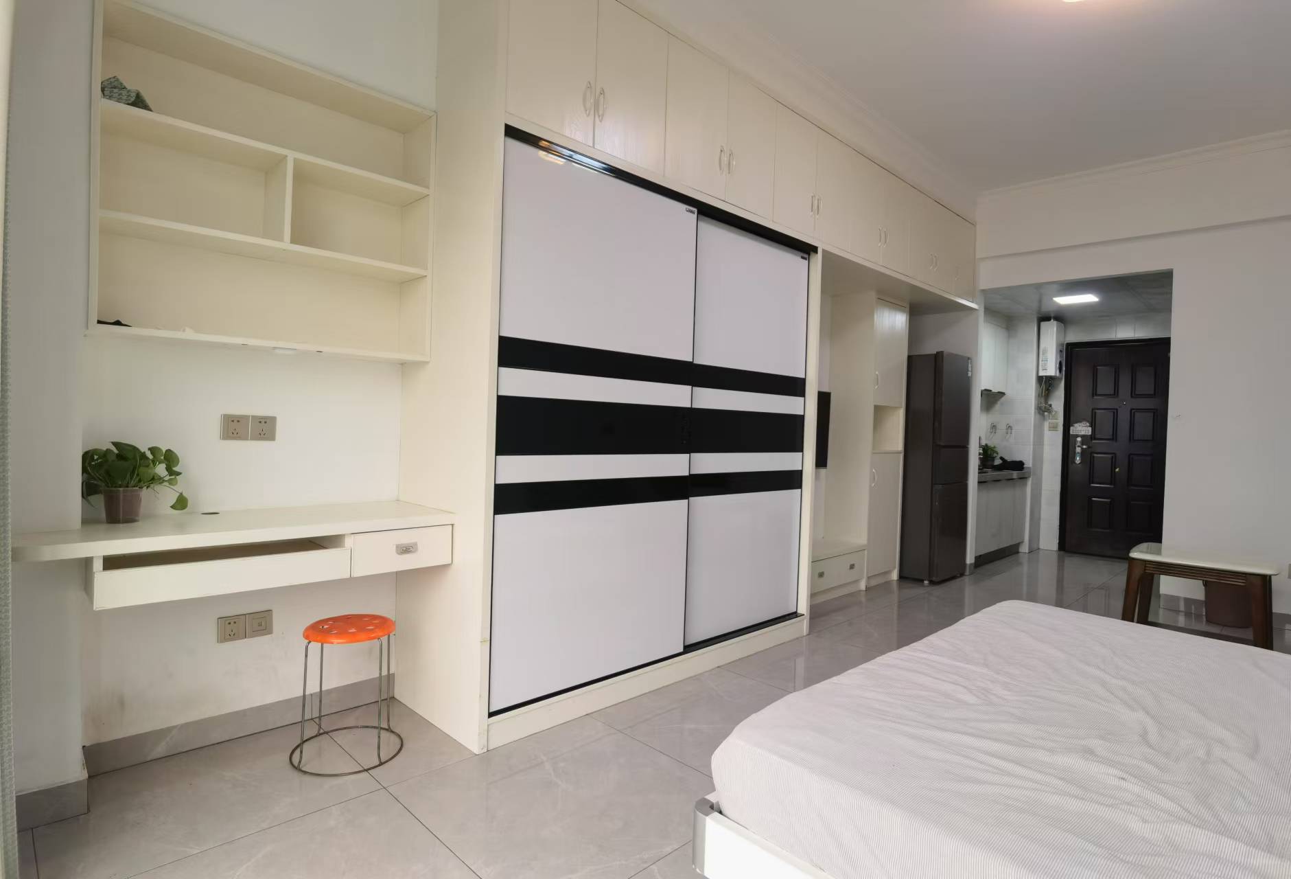 康城上品  1室1厅1卫    1100.0元/月 康城上品  1室1厅1卫    1100.0元/月室内图