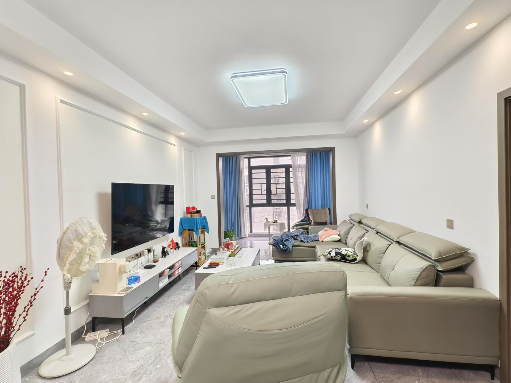 公园里小区 3室2厅2卫 55.0万 公园里小区 3室2厅2卫 55.0万室内图