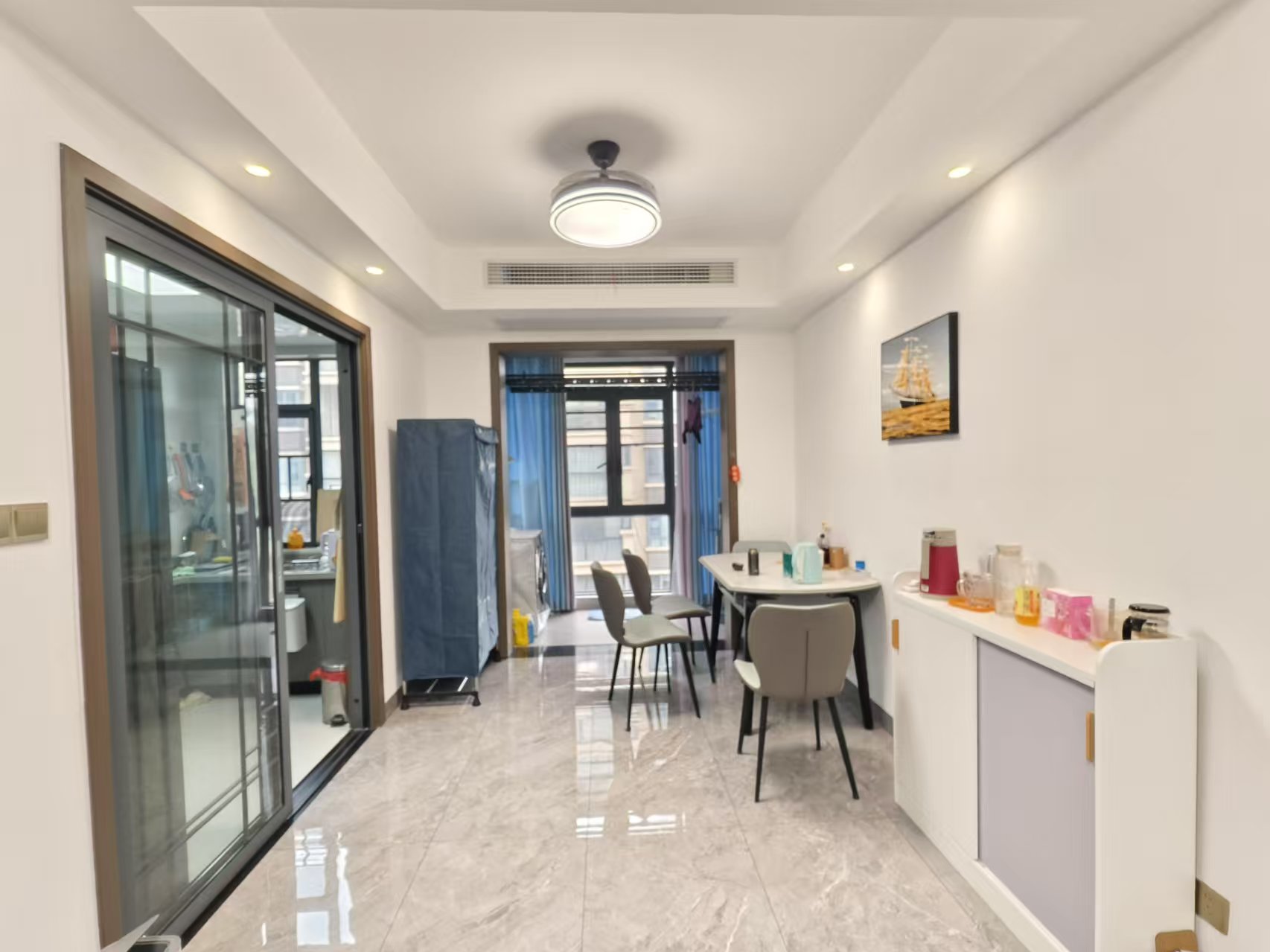 公园里小区 3室2厅2卫 55.0万 公园里小区 3室2厅2卫 55.0万室内图