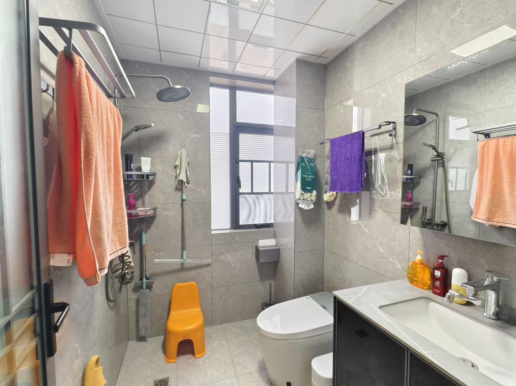 公园里小区 3室2厅2卫 55.0万 公园里小区 3室2厅2卫 55.0万室内图