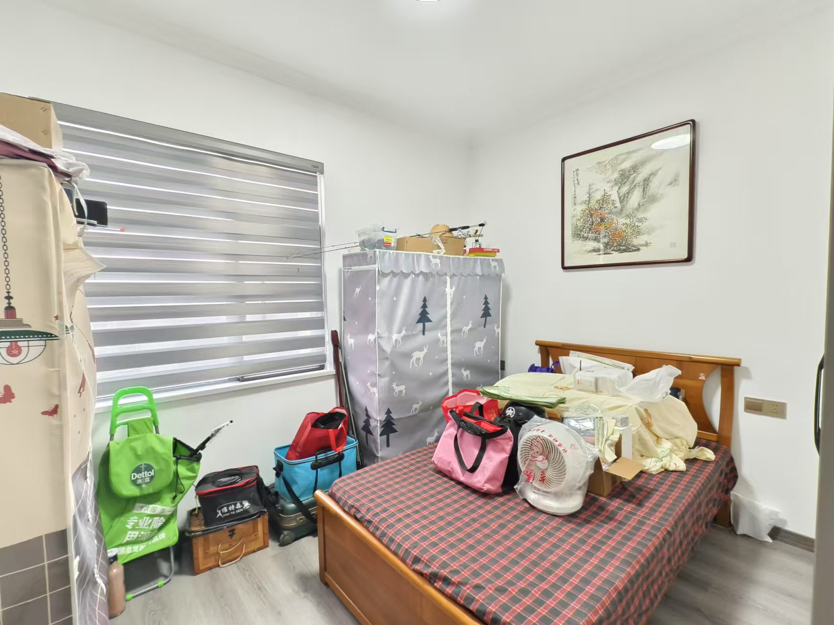 公园里小区 3室2厅2卫 55.0万 公园里小区 3室2厅2卫 55.0万室内图