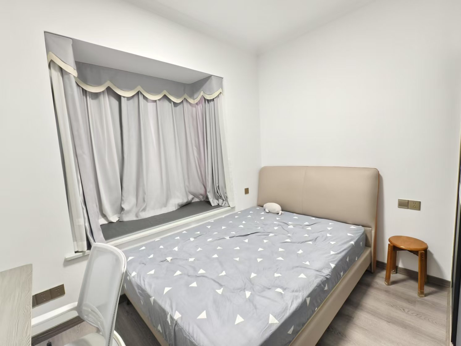 公园里小区 3室2厅2卫 55.0万 公园里小区 3室2厅2卫 55.0万室内图