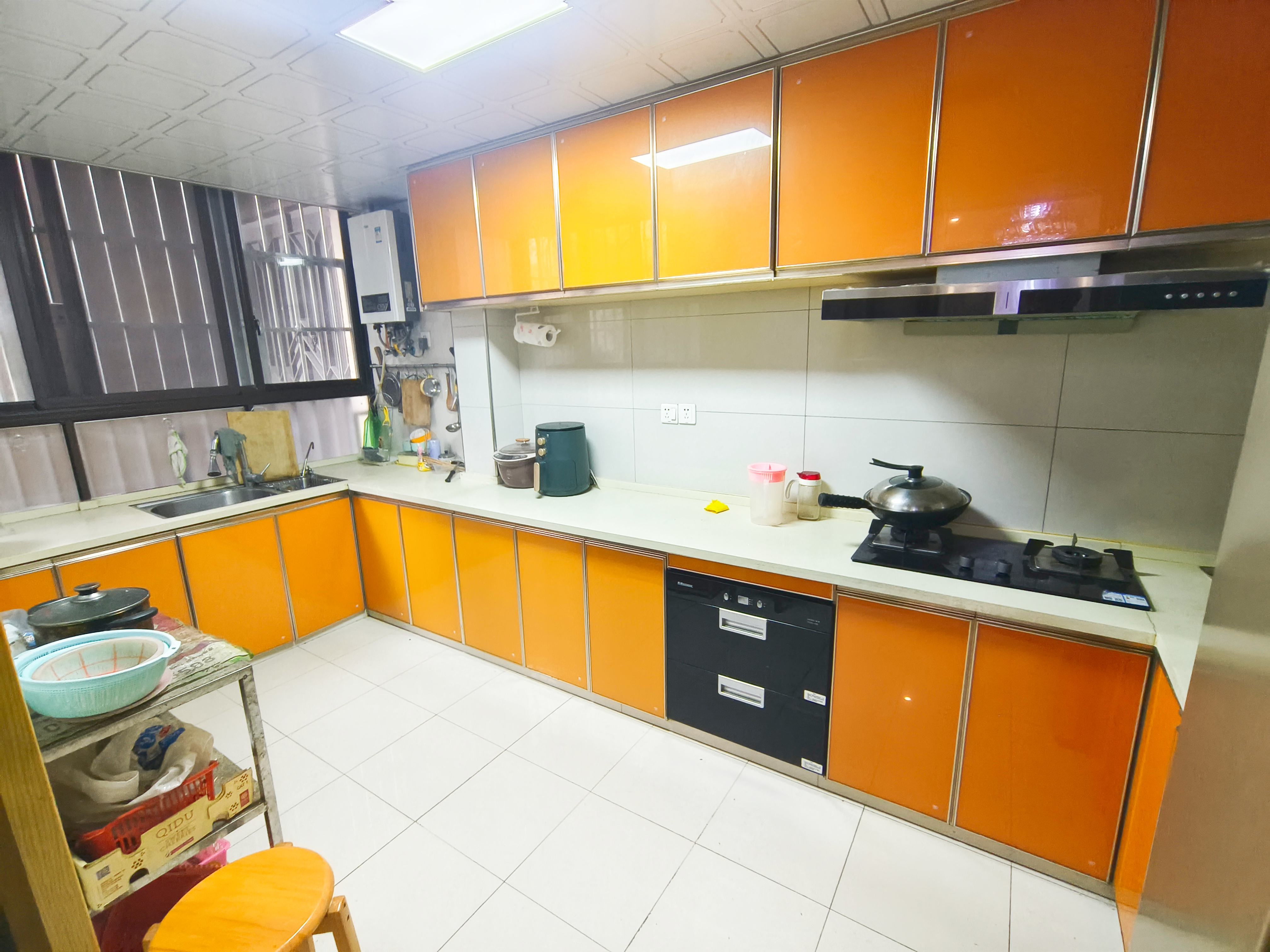 华润凤凰城三期  4室2厅2卫    2800.0元/月室内图