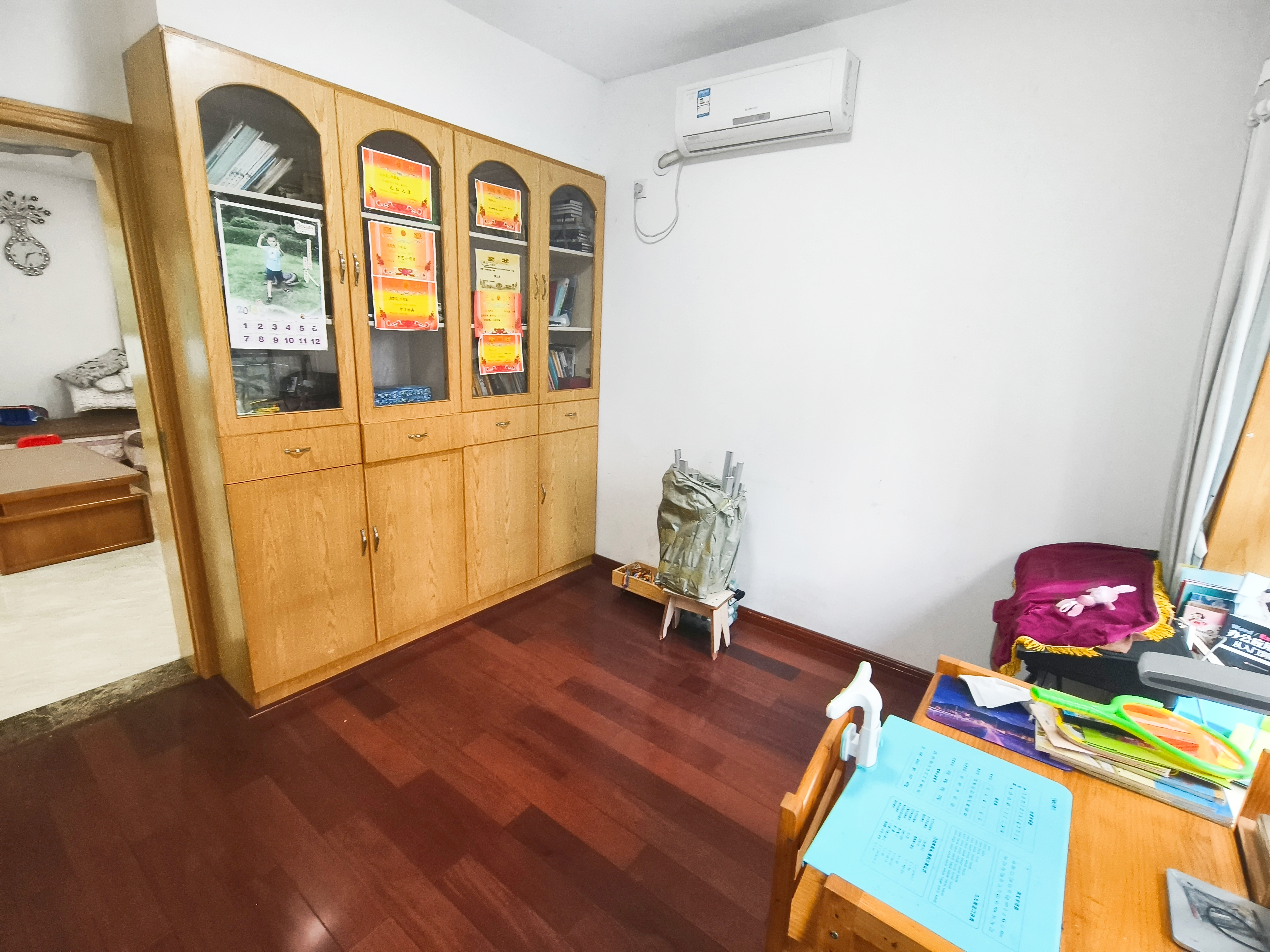 华润凤凰城三期  4室2厅2卫    2800.0元/月室内图