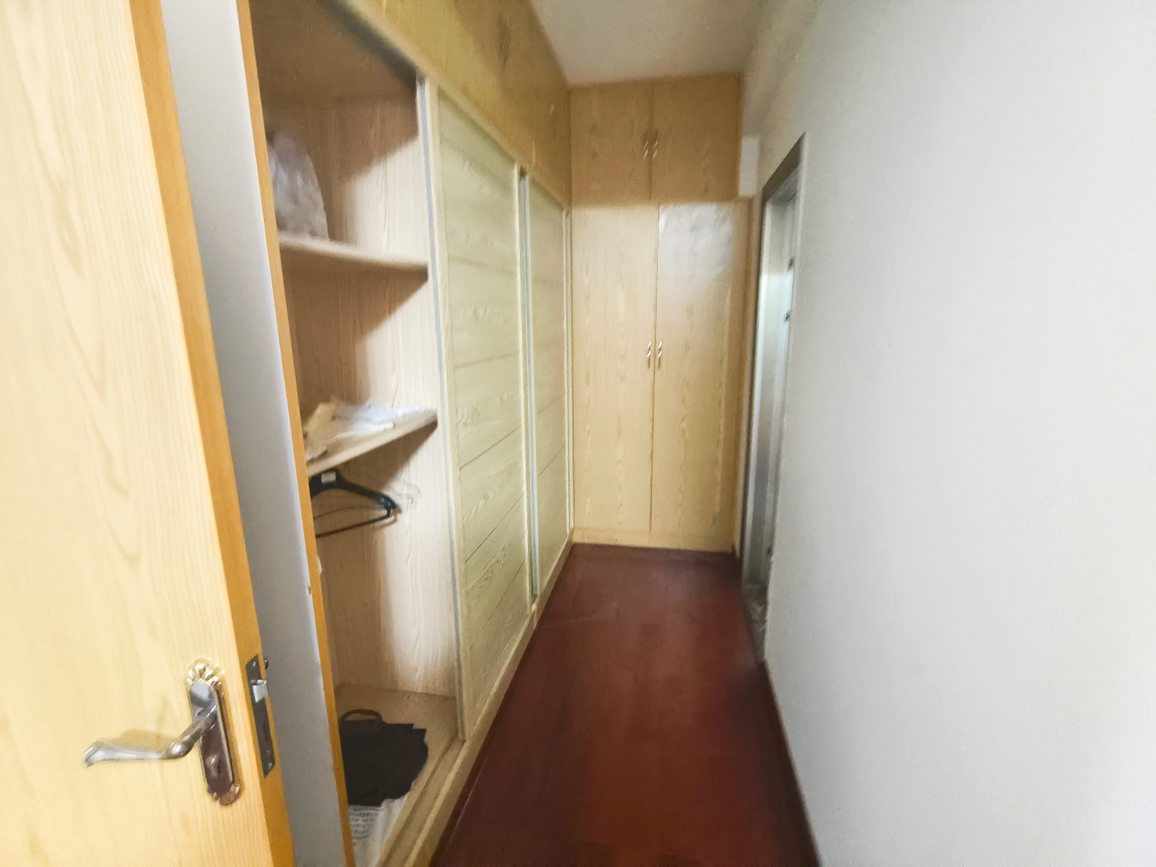 华润凤凰城三期  4室2厅2卫    2800.0元/月室内图