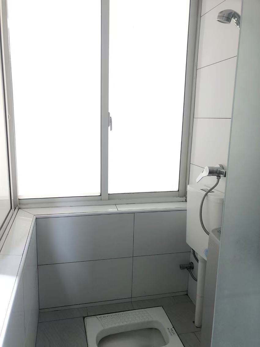 磨子山散盘 1室0厅1卫 900.0元/月 磨子山散盘 1室0厅1卫 900.0元/月室内图