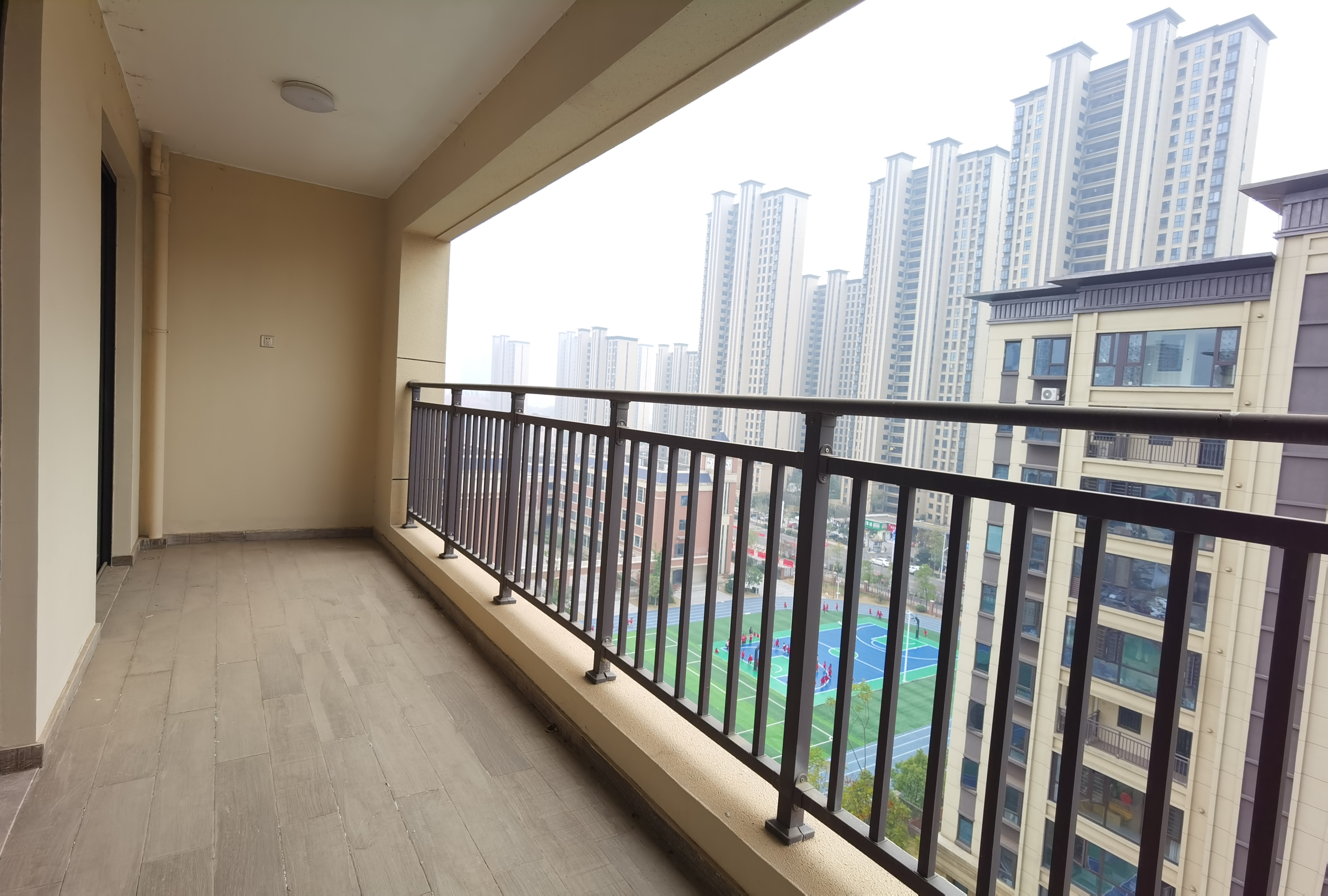 城际空间站 4室2厅2卫 86.0万 城际空间站 4室2厅2卫 86.0万室内图