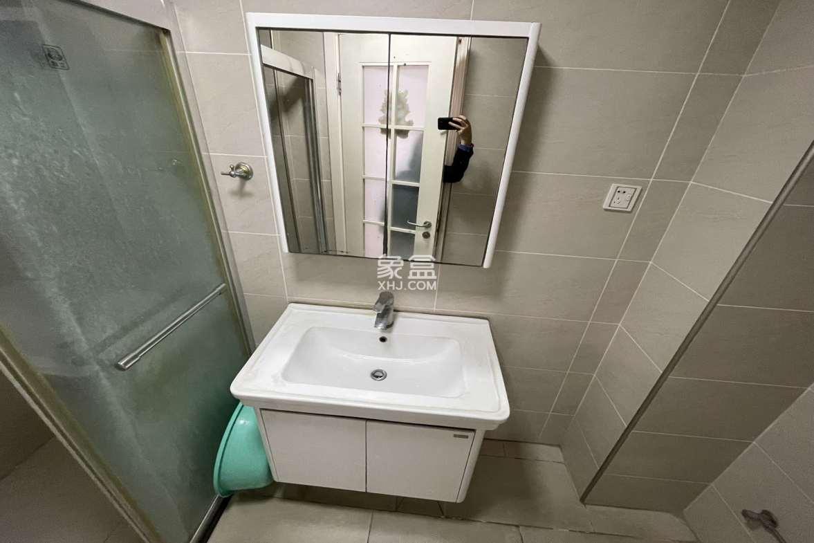 金城万花坊  3室2厅2卫    168.0万 金城万花坊  3室2厅2卫    168.0万室内图